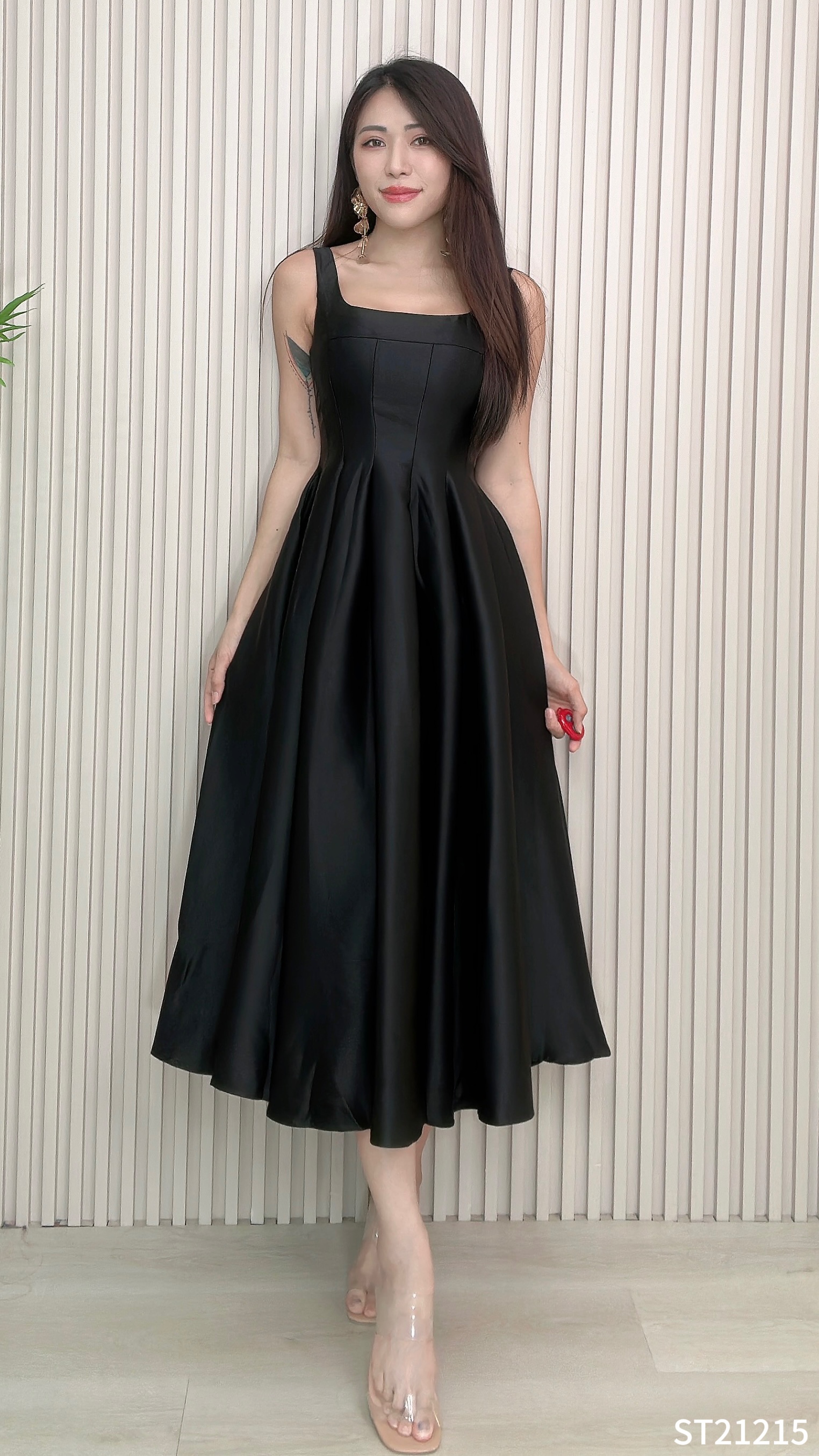 【LBP独家】法式优雅收腰方领吊带连身裙 (ST21215)-La'Belle Fashion Boutique Sdn Bhd