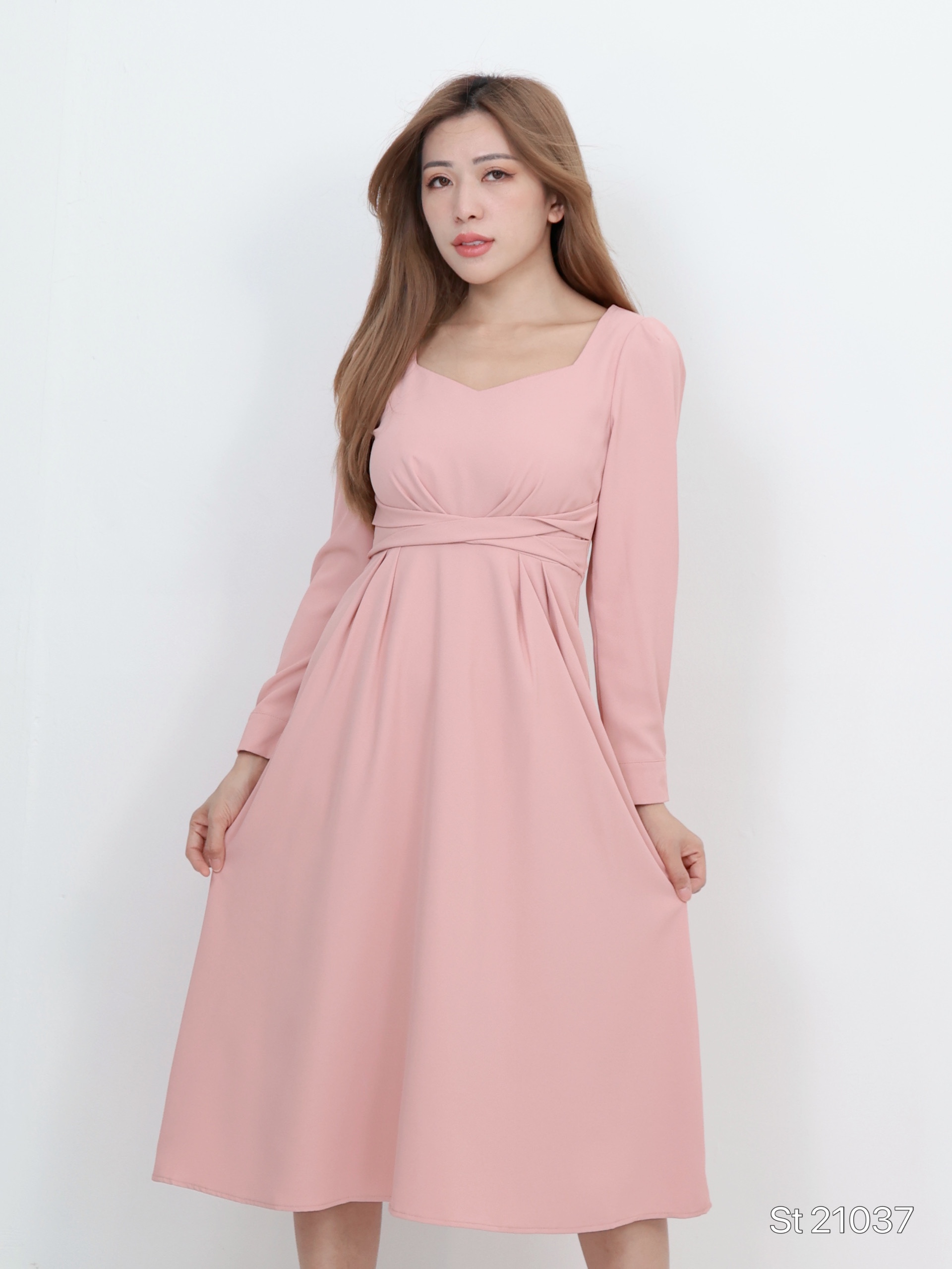 精致方领长袖连身裙 (ST21037)- 特价 -La'Belle Fashion Boutique Sdn Bhd