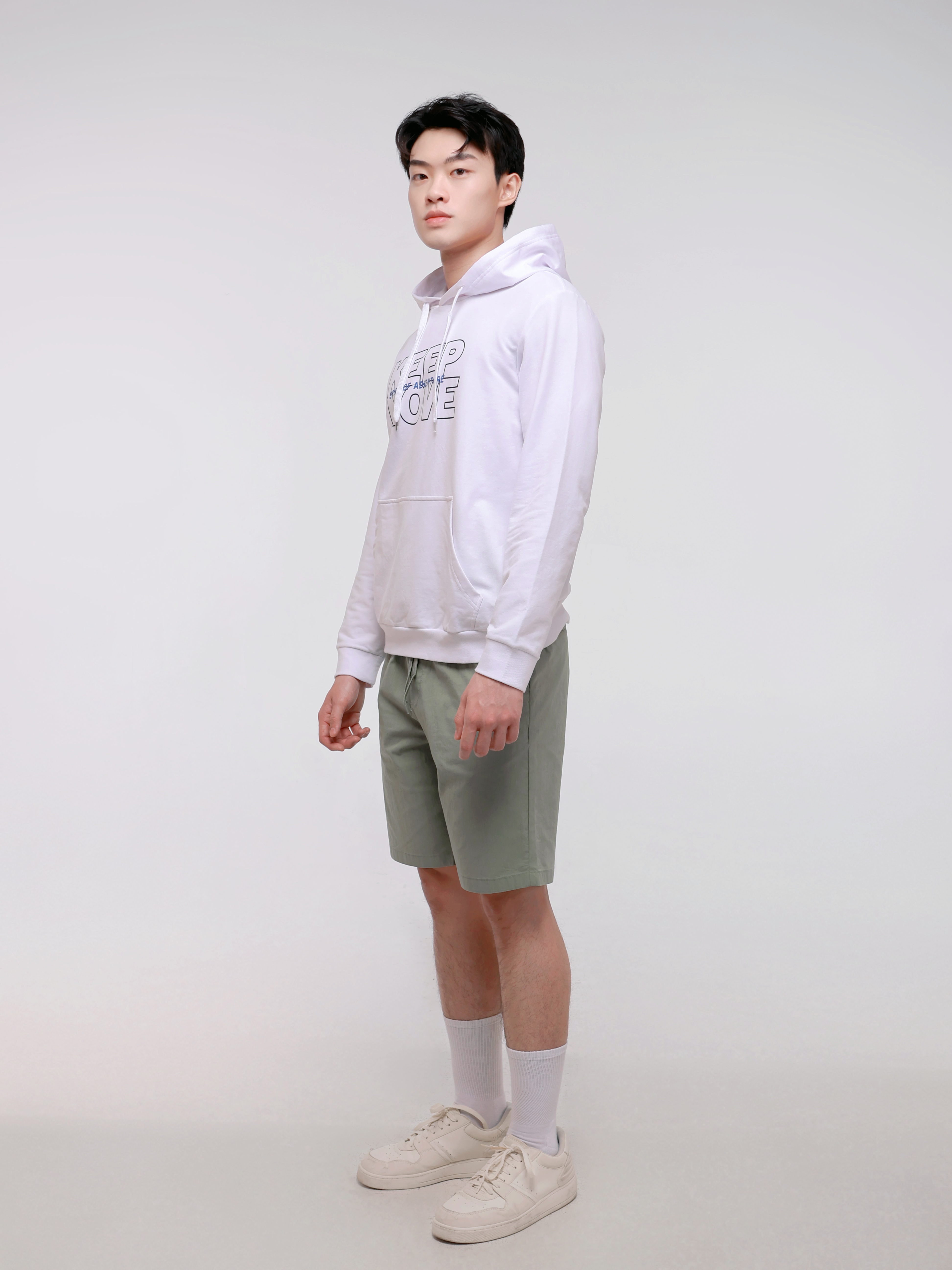 Regular Solid Colour Hoodie with "KEEP MOVE" Logo Print (YS30116)