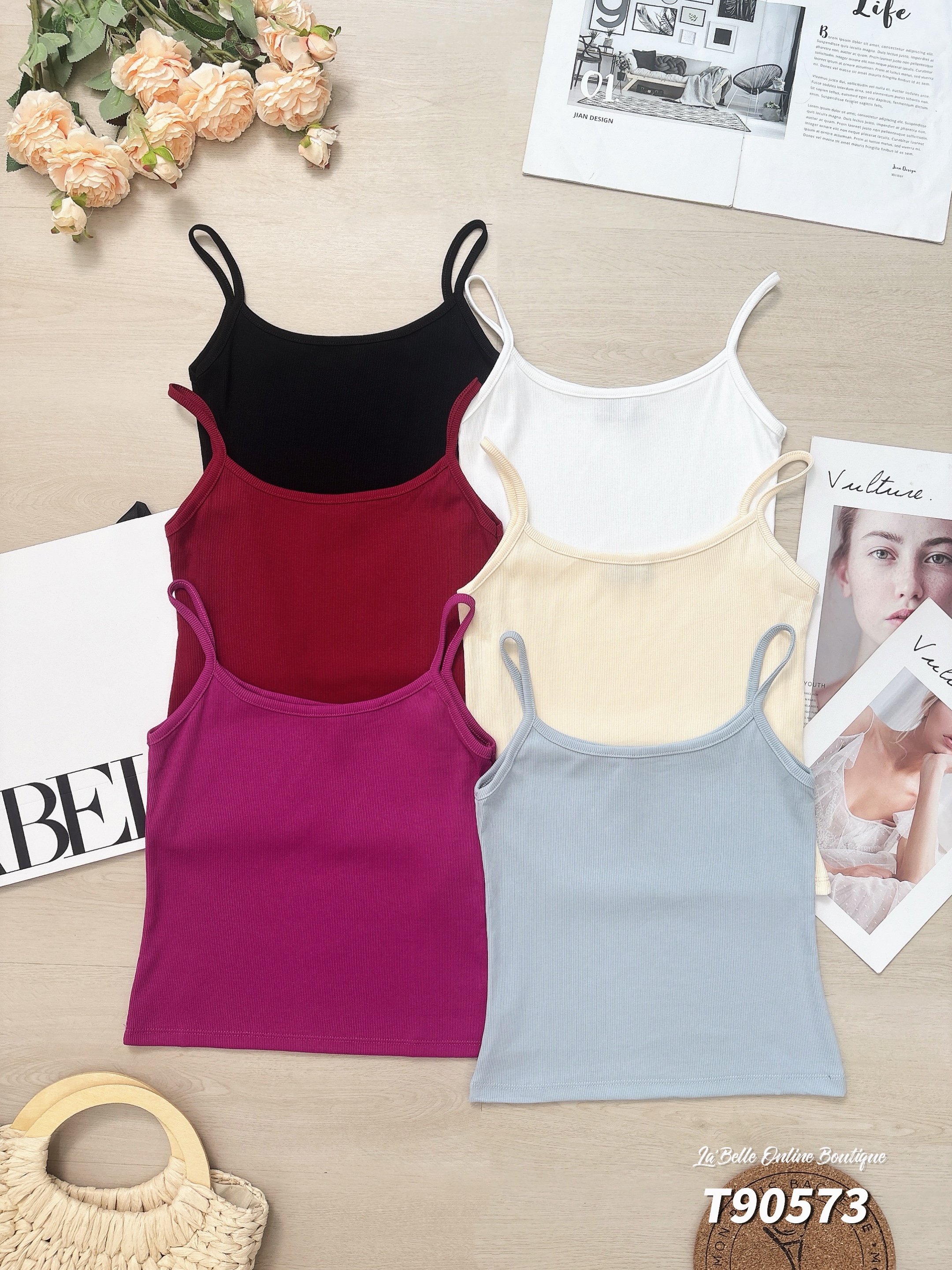 基本款纯色吊带上衣 (T90573)