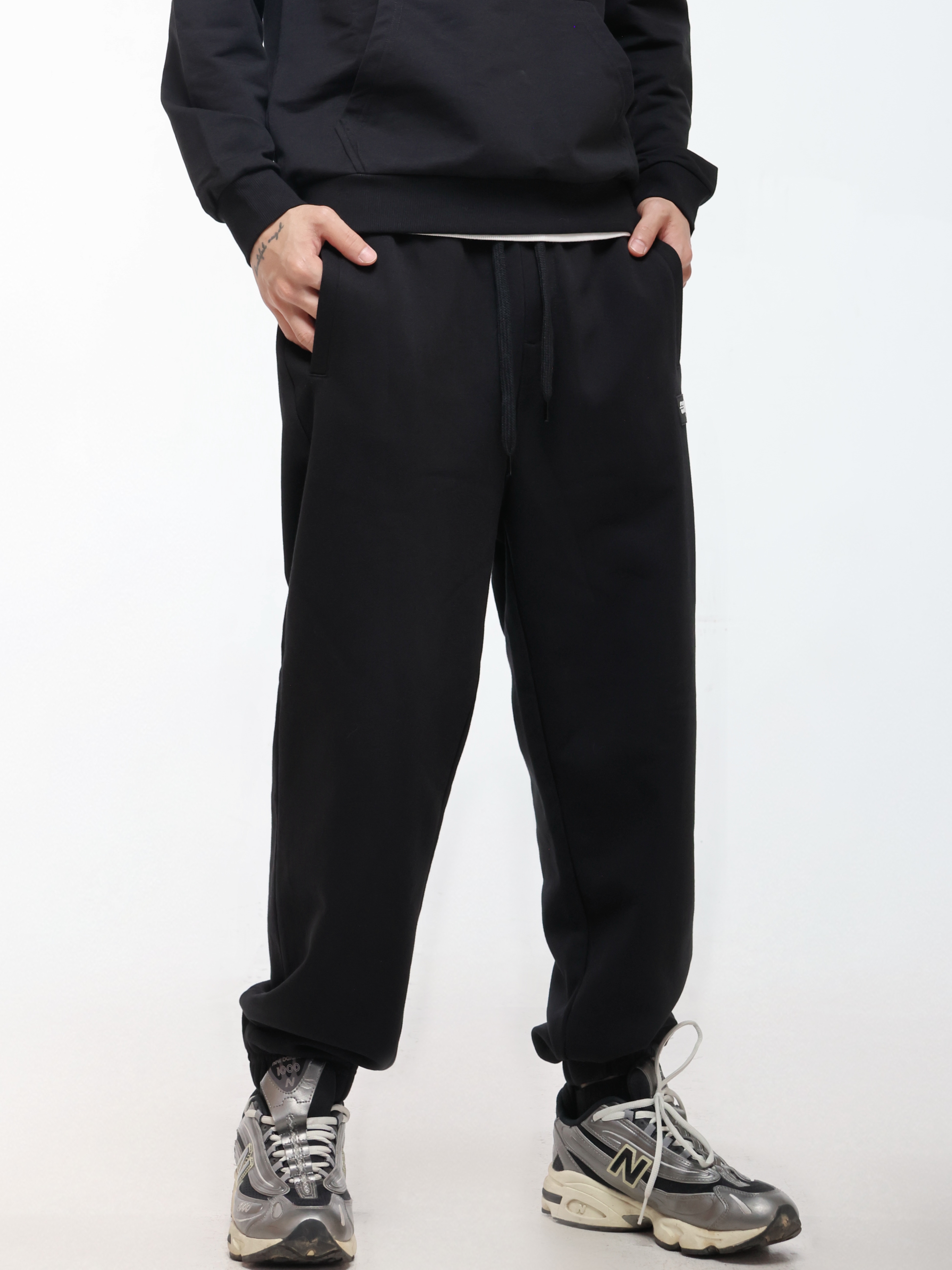 Solid Colour Men's Joggers with "CHANCE" Slogan (YS30129)