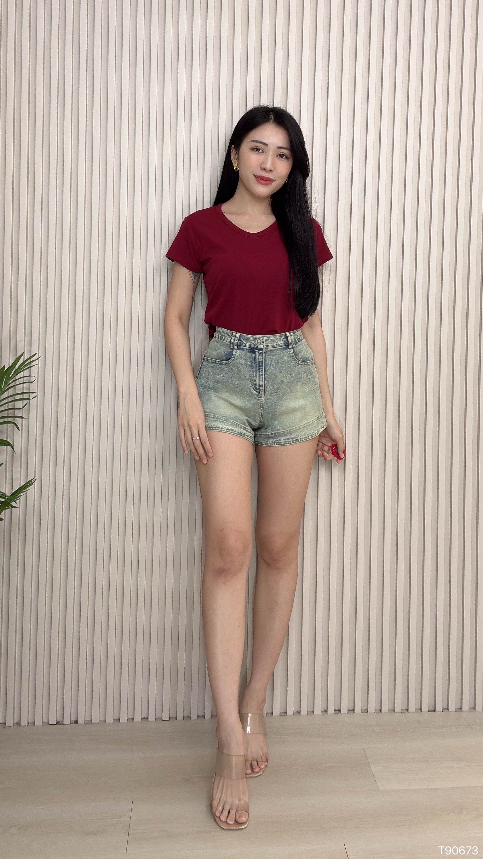 日常百搭V领设计上衣 (T90673)