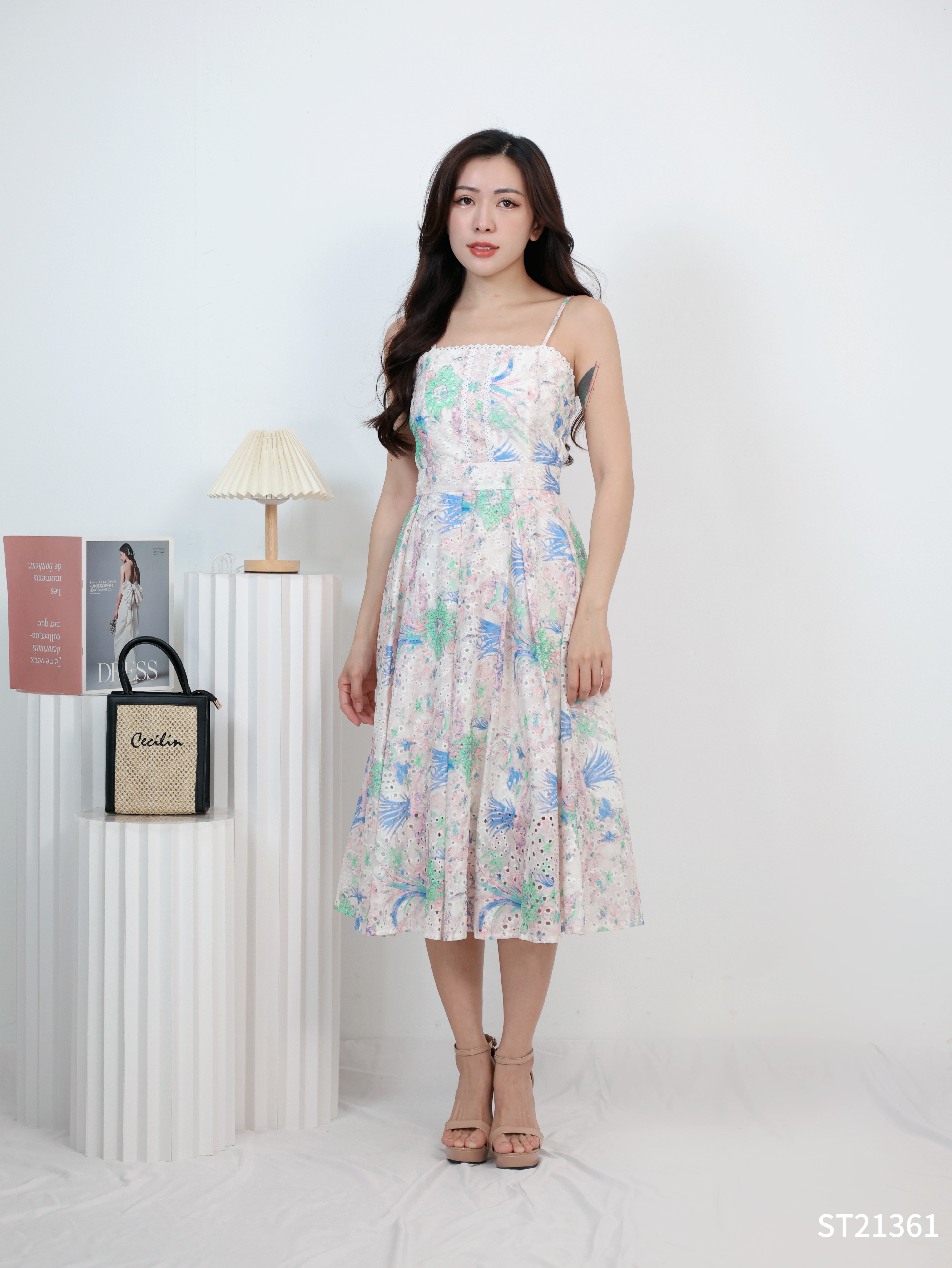 度假风通花设计两件套 (ST21361)