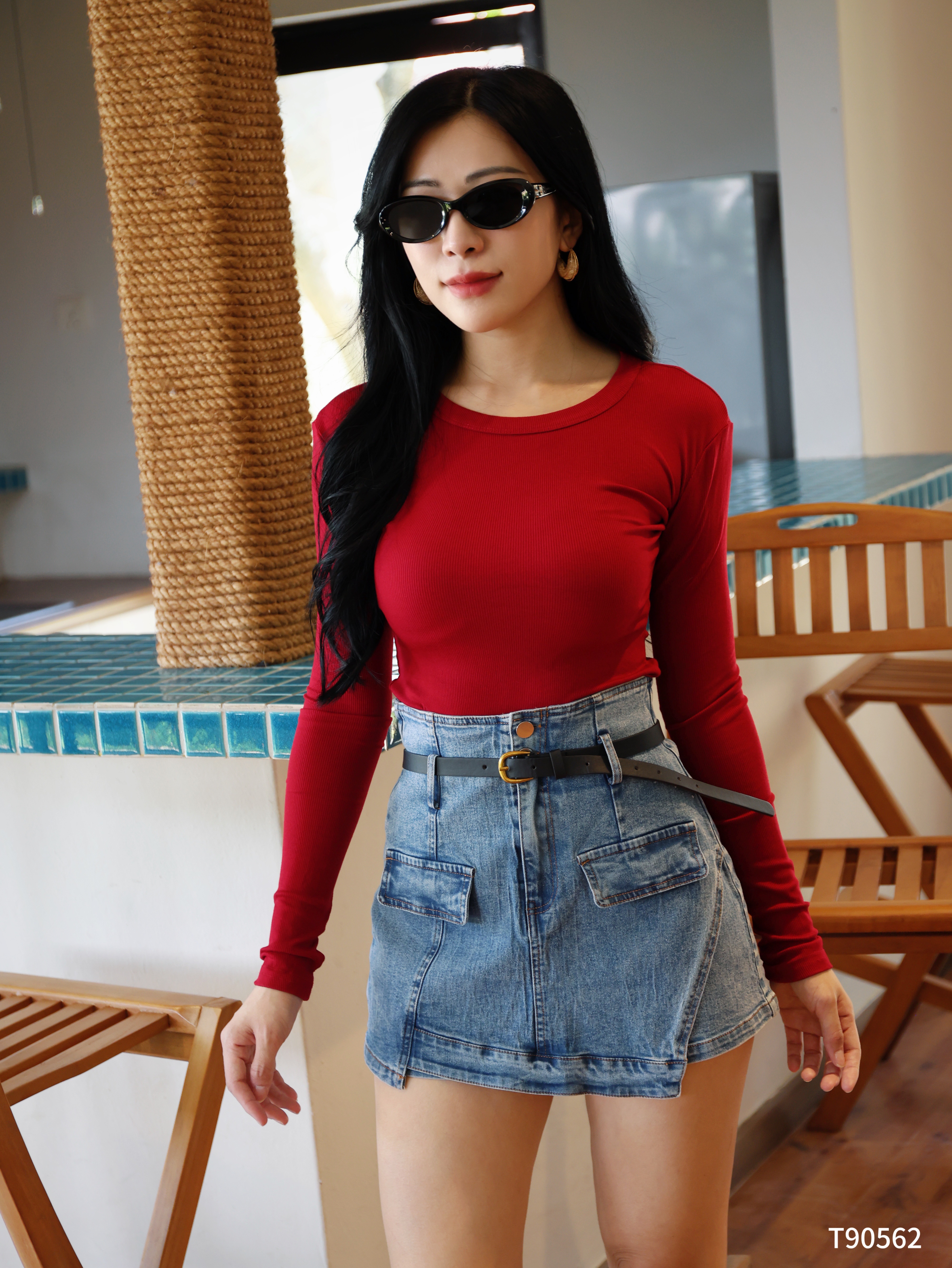 百搭修身圆领长袖上衣 (T90562)