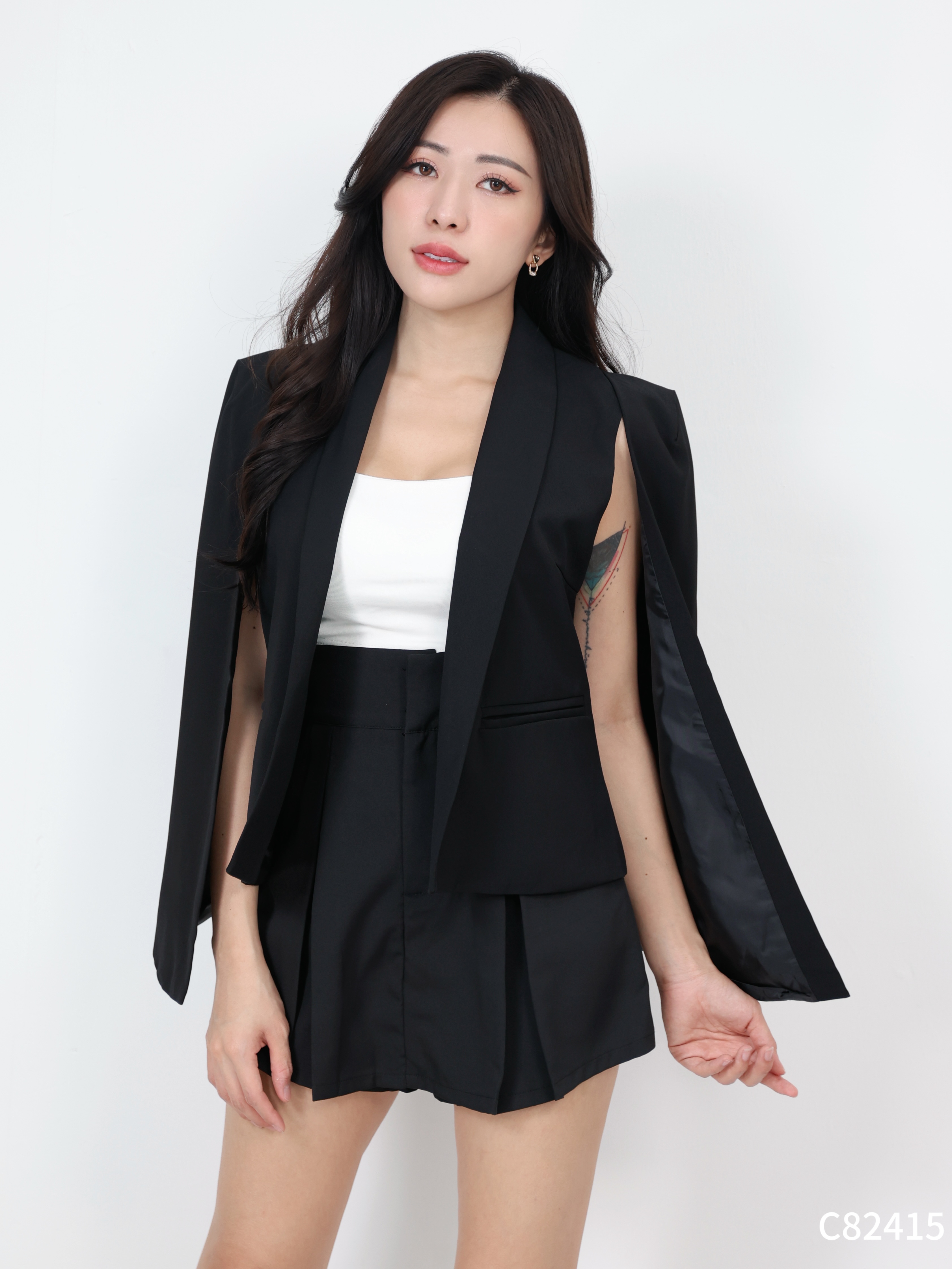 【LBP独家】主管风斗篷披肩外套 (C82415)-La'Belle Fashion Boutique Sdn Bhd