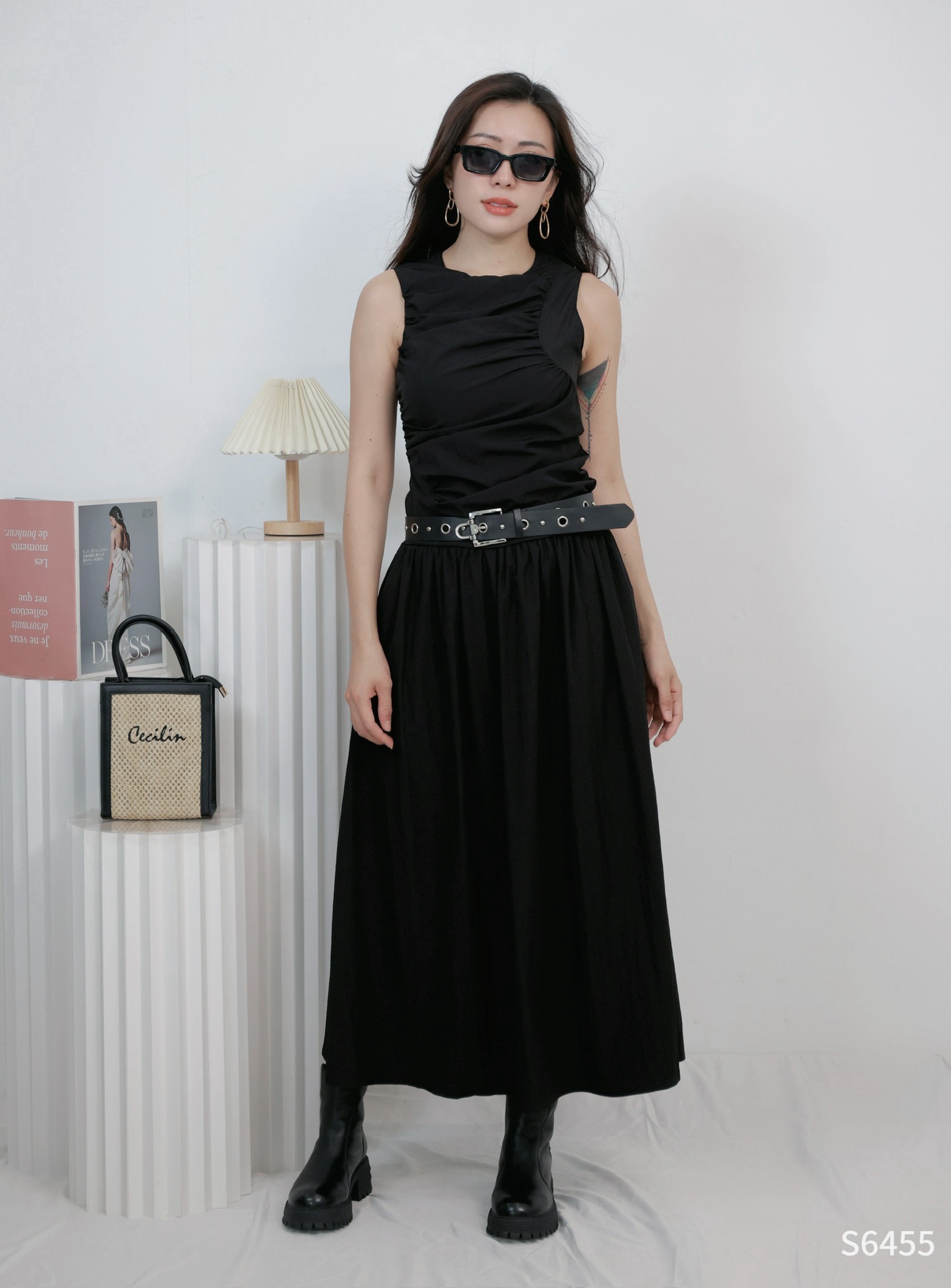 赫本风无袖圆领褶皱设计过膝连身裙 (S6455)