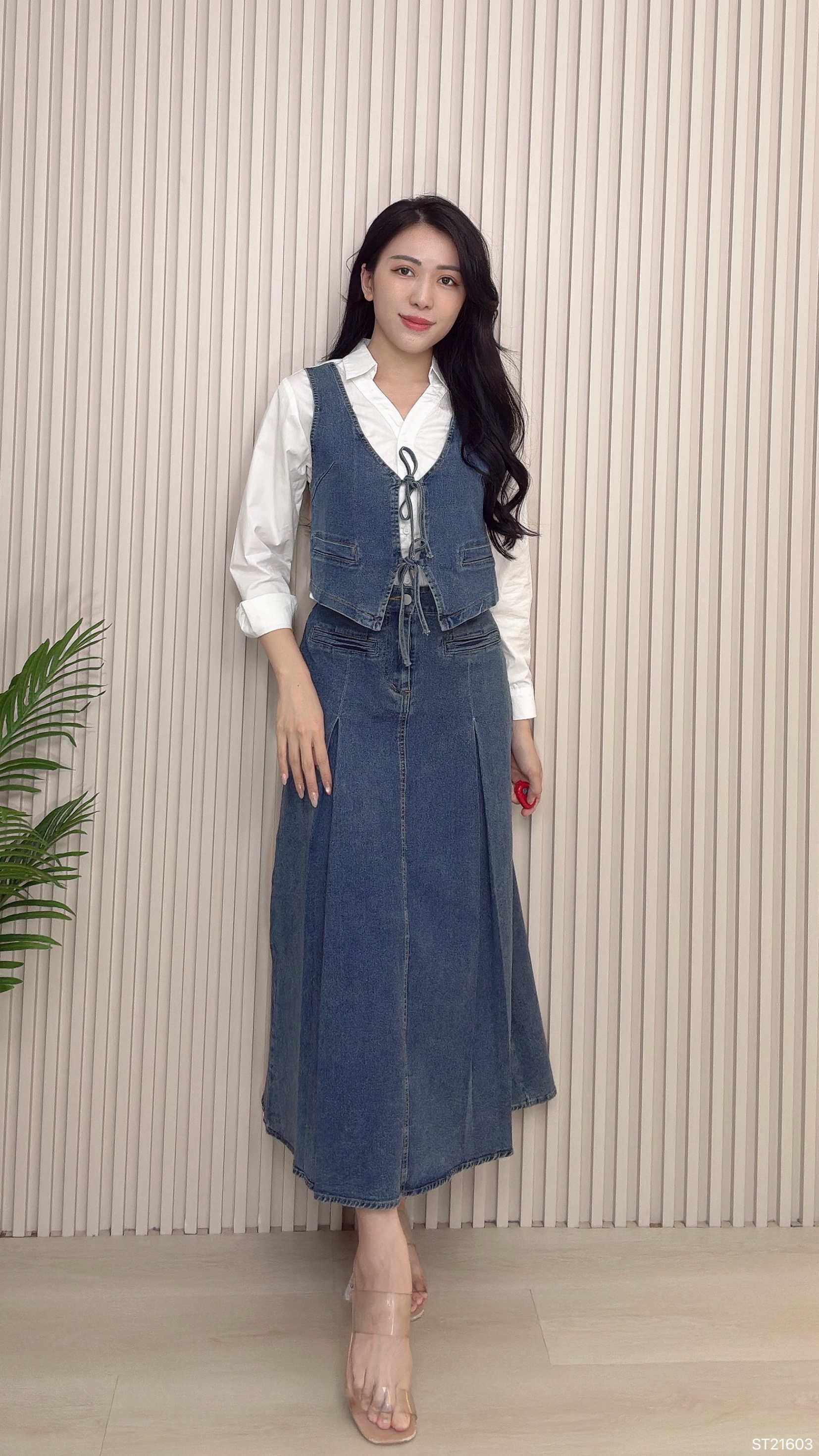 复古酷风牛仔两件套 (ST21603)