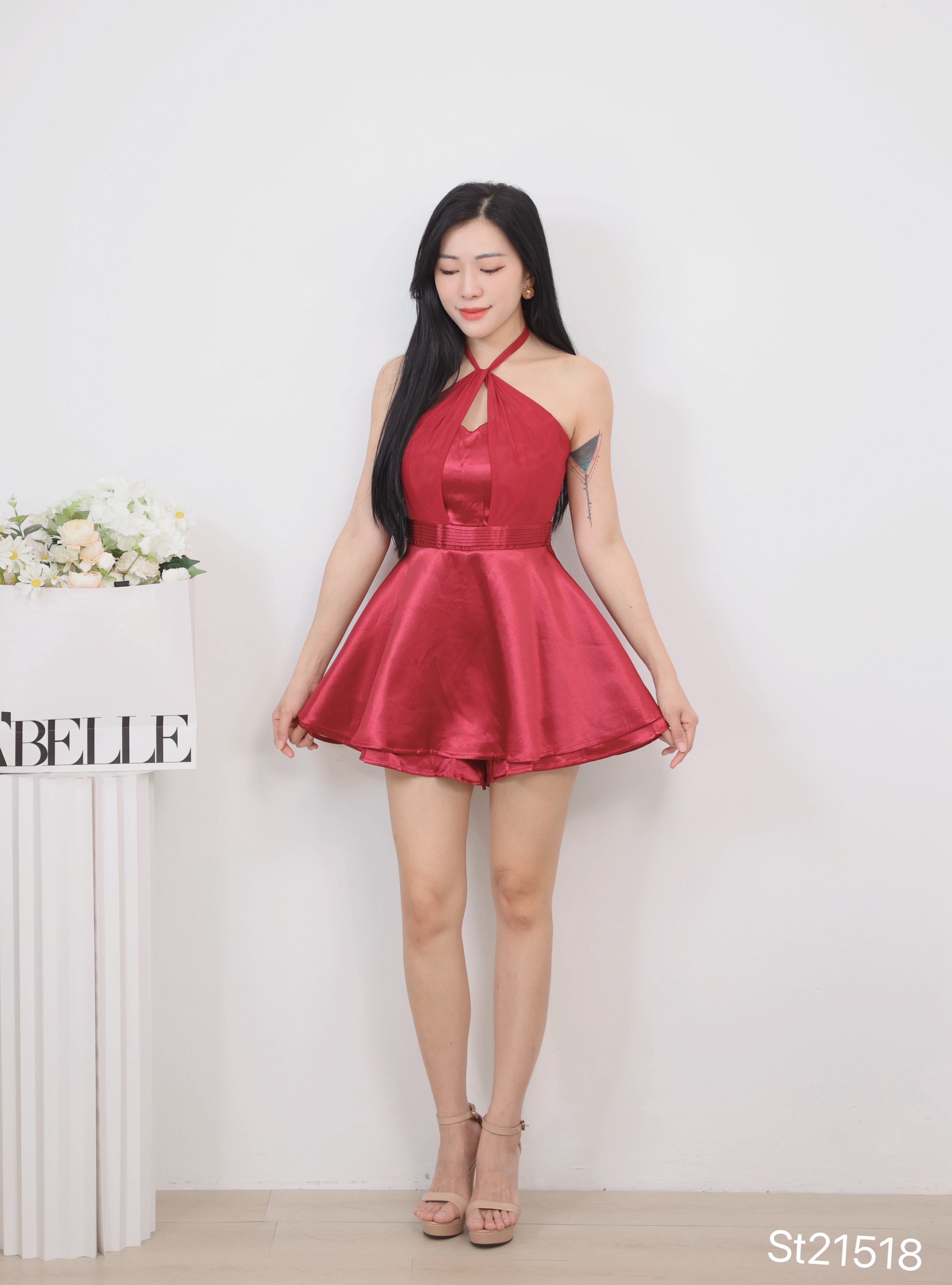 气质撞色挂脖抹胸设计连身裙 (ST21518)