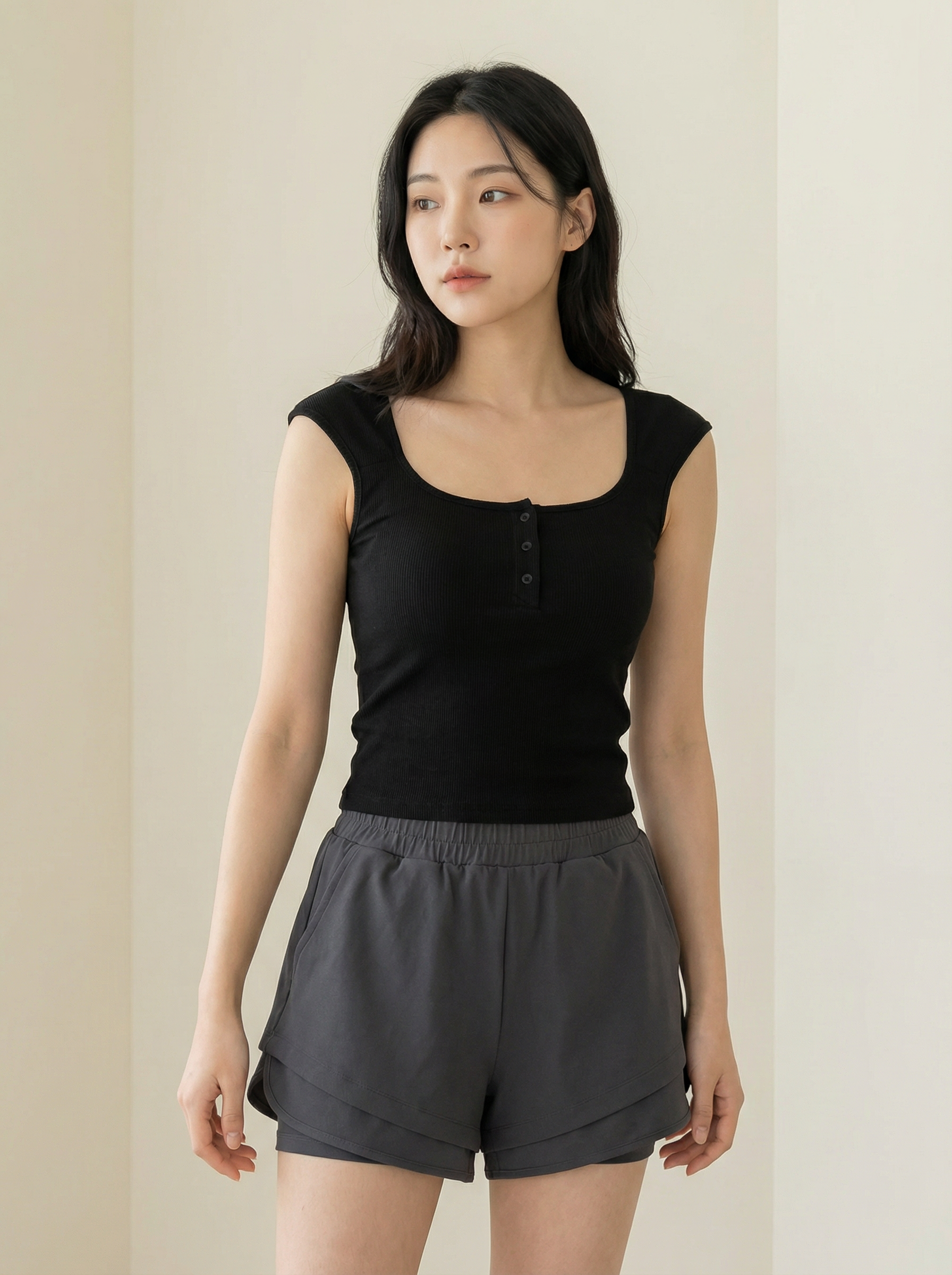 日常百搭款微笑设计高腰短裤 (P40239)