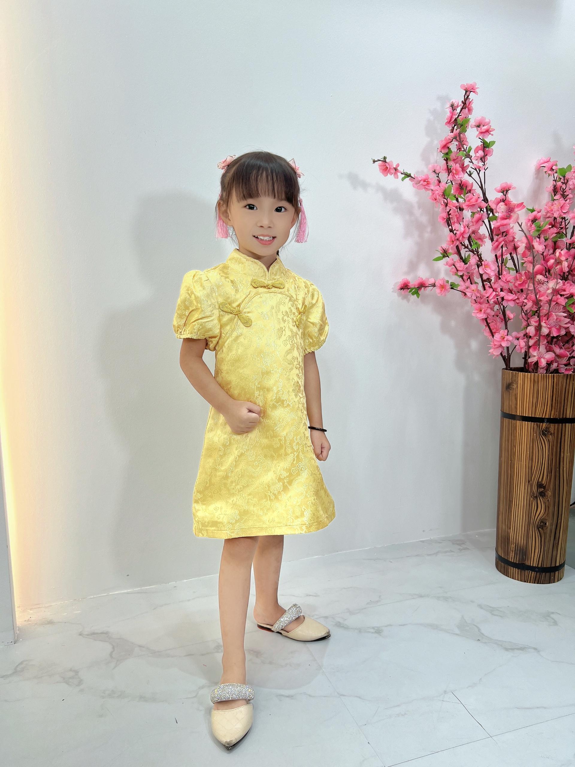 预购【LBP亲子系列】复古盘扣设计小孩泡泡袖A字旗袍 (F70104-女孩版)