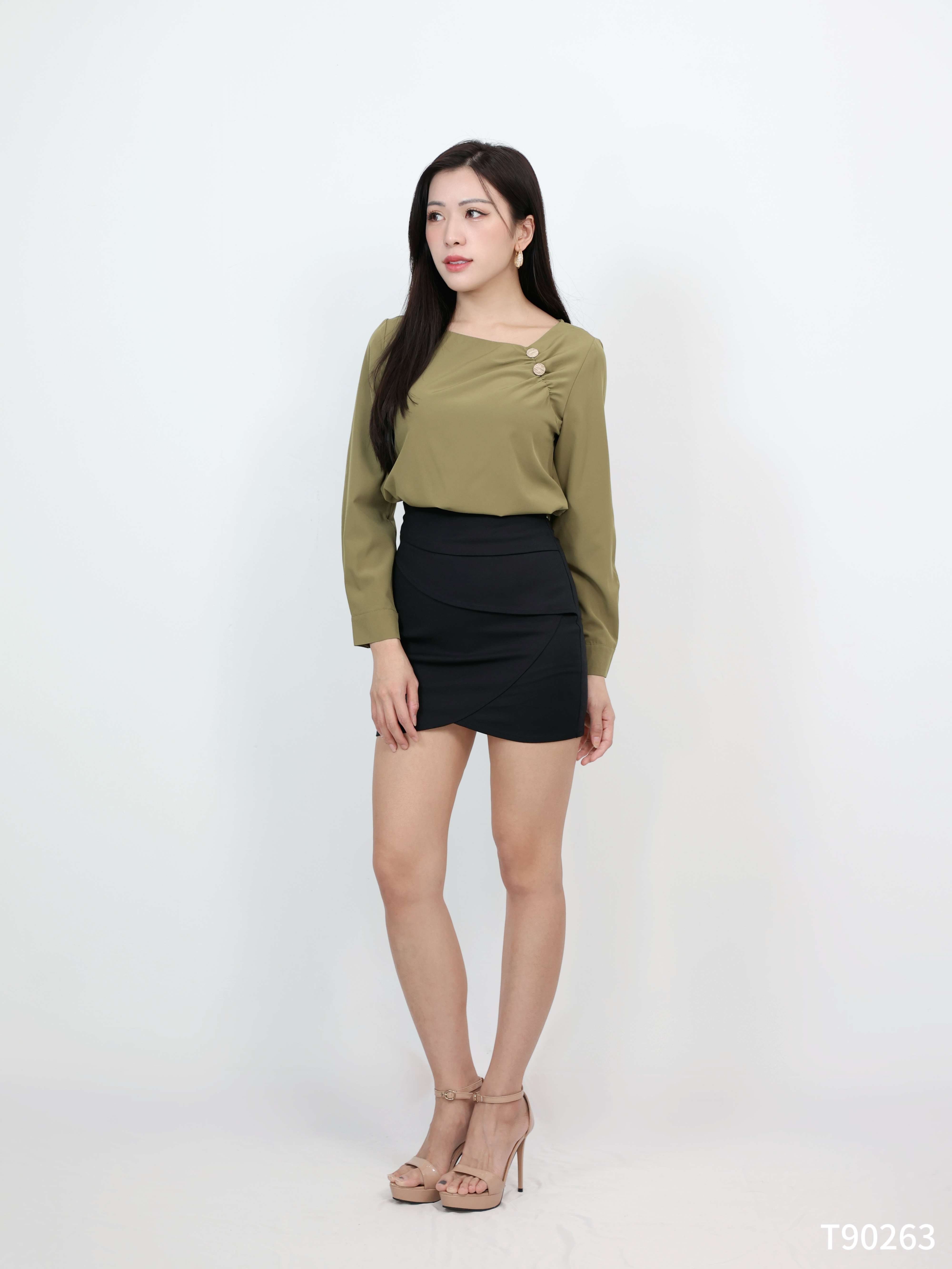 【LBP独家】气质通勤设计感长袖上衣 (T90263)-La'Belle Fashion Boutique Sdn Bhd