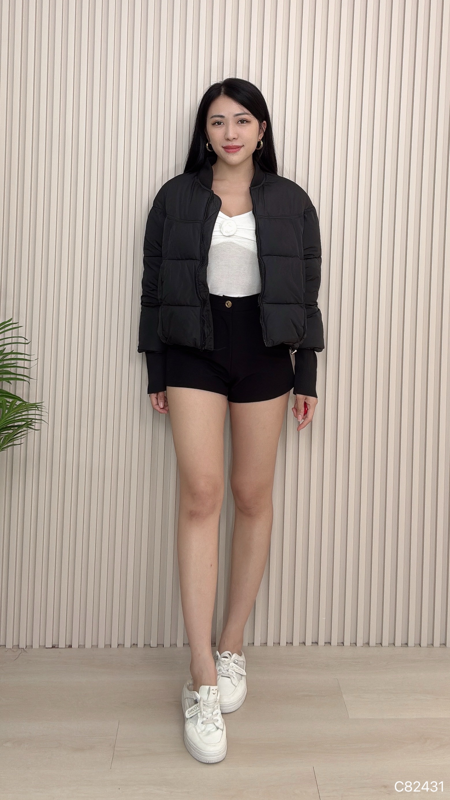 棒球领抽绳设计短款羽绒外套 (C82431)