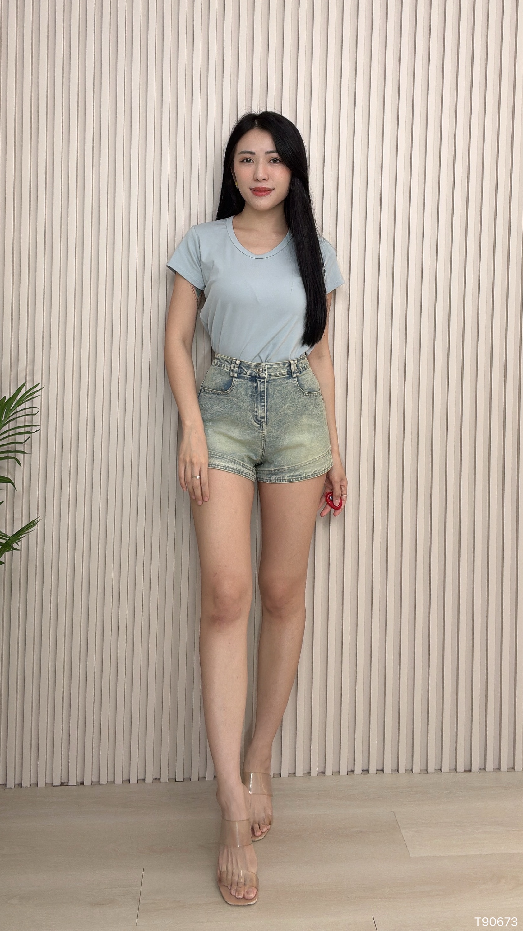 日常百搭V领设计上衣 (T90673)