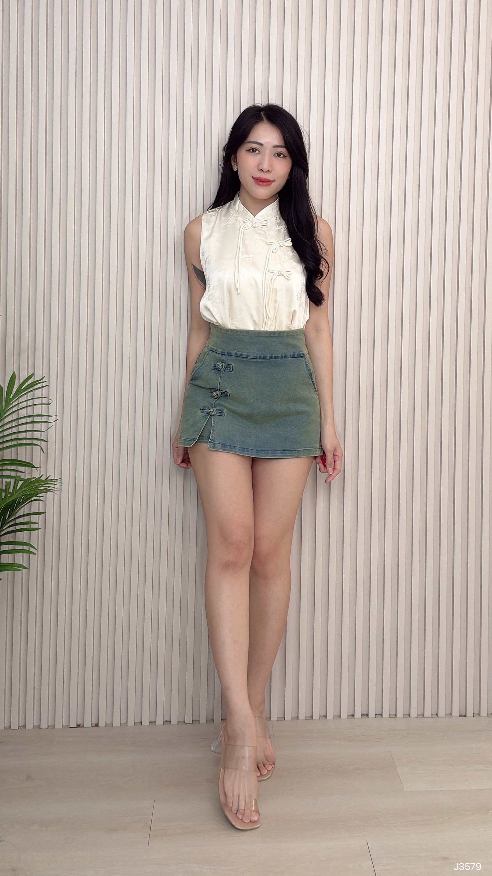 【LBP独家】时尚设计感A字高腰裤裙 (J3579)