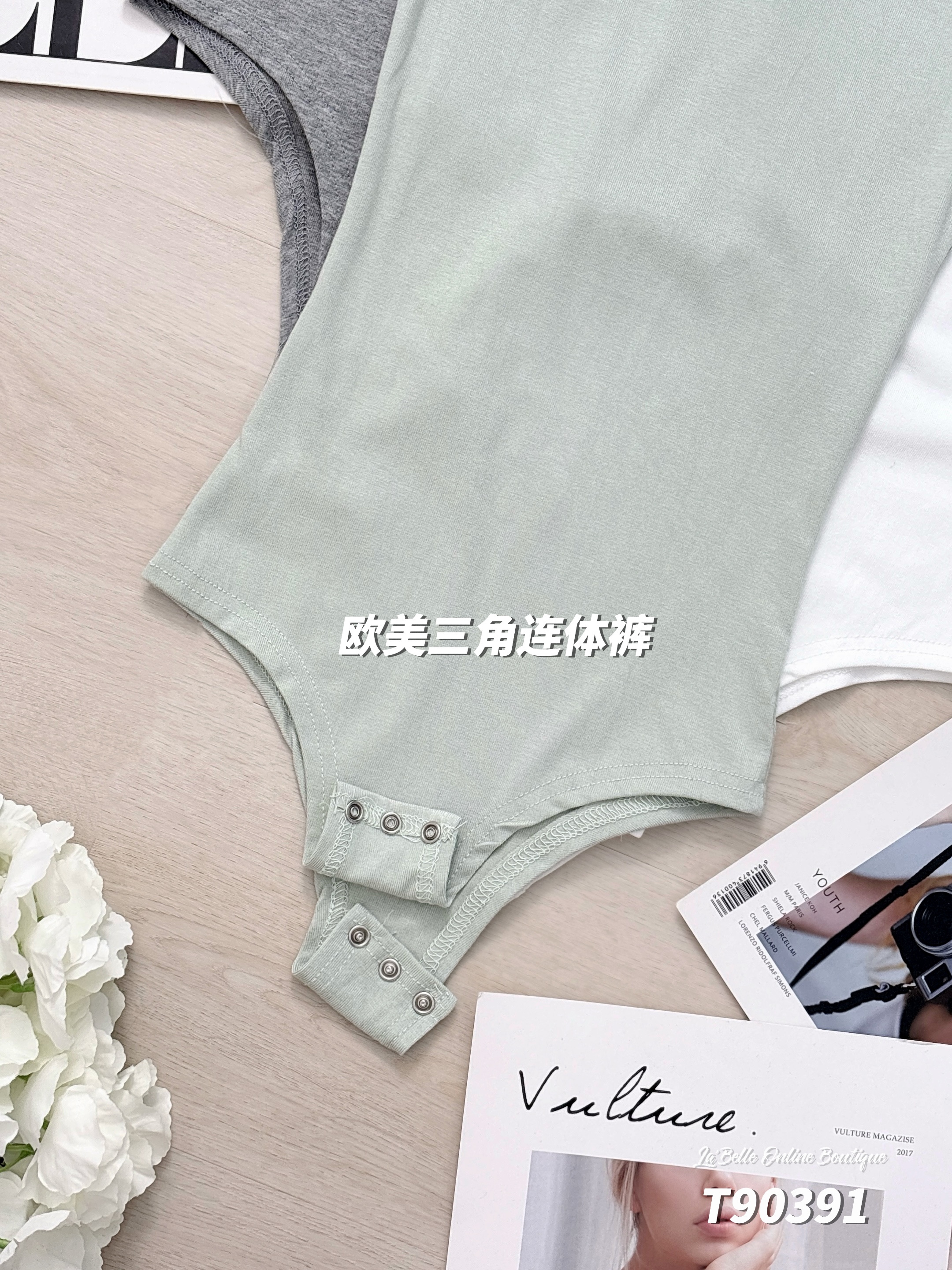 欧美风圆领三角连体衣 (T90391)