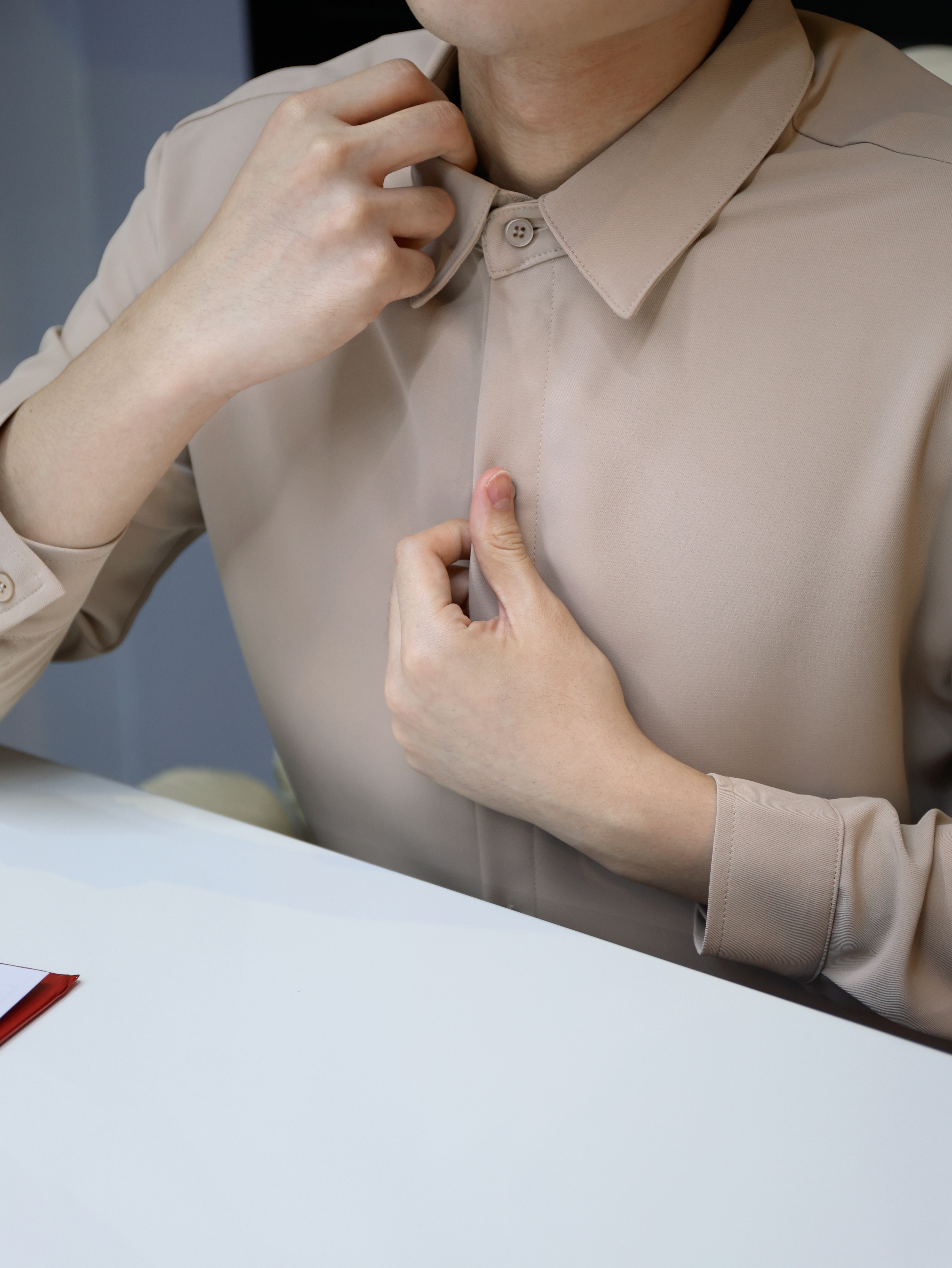 【STICKMEN】Elite 高级感纯色透气长袖上衣 (SM100102 BROWN)-La'Belle Fashion Boutique Sdn Bhd