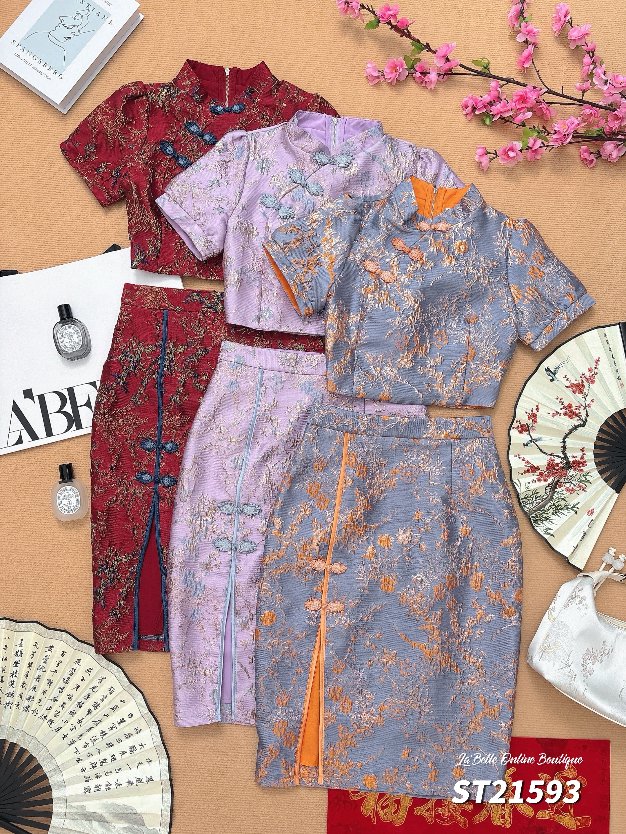 【预购PRE-ORDER】【LBP 独家新年系列】高级感刺绣包臀高腰半身裙 (ST21593)