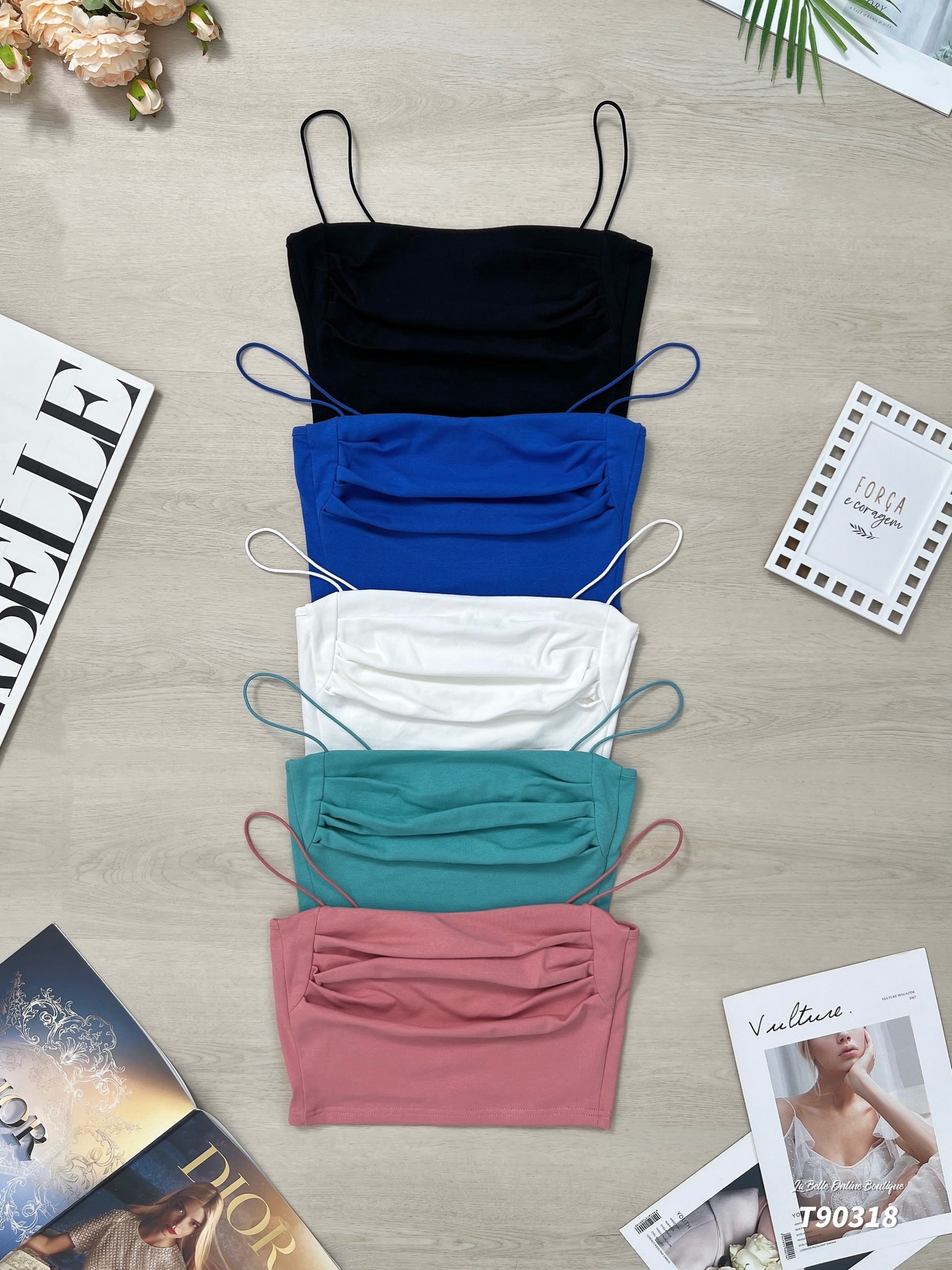 百搭褶皱设计短版细带上衣 (T90318)