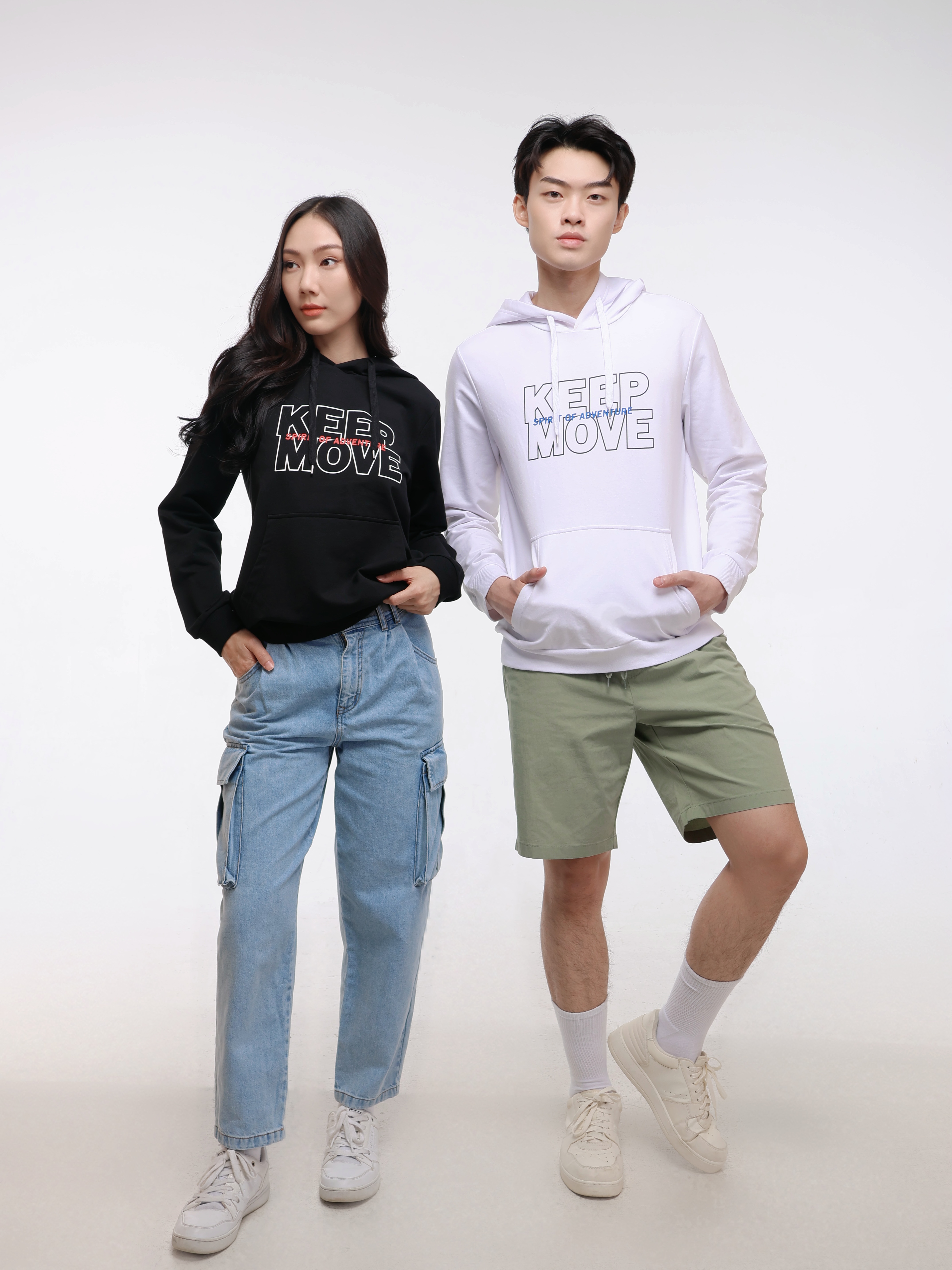 Regular Solid Colour Hoodie with "KEEP MOVE" Logo Print (YS30116)