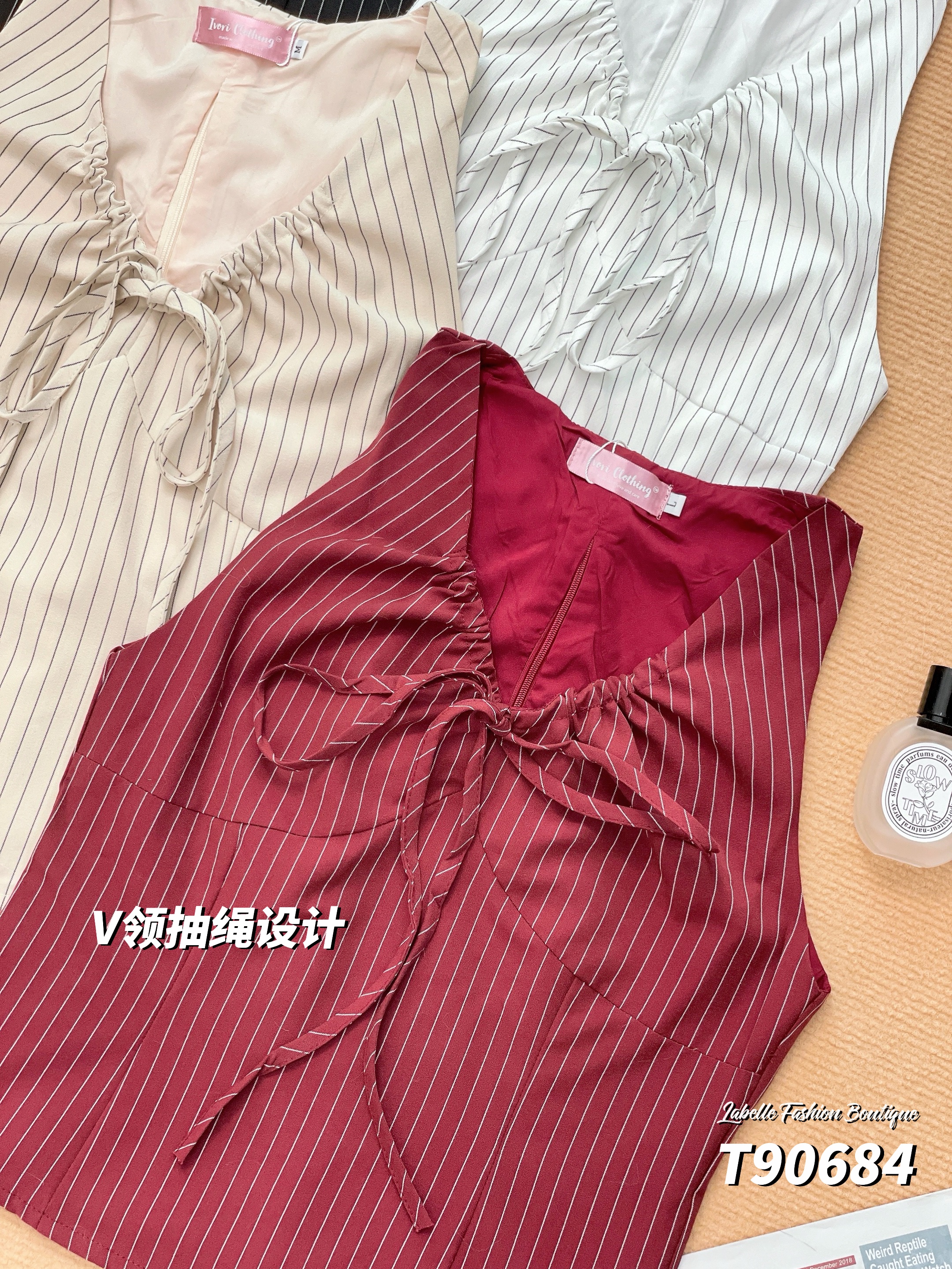 御姐气质V领抽绳设计条纹上衣 (T90684)