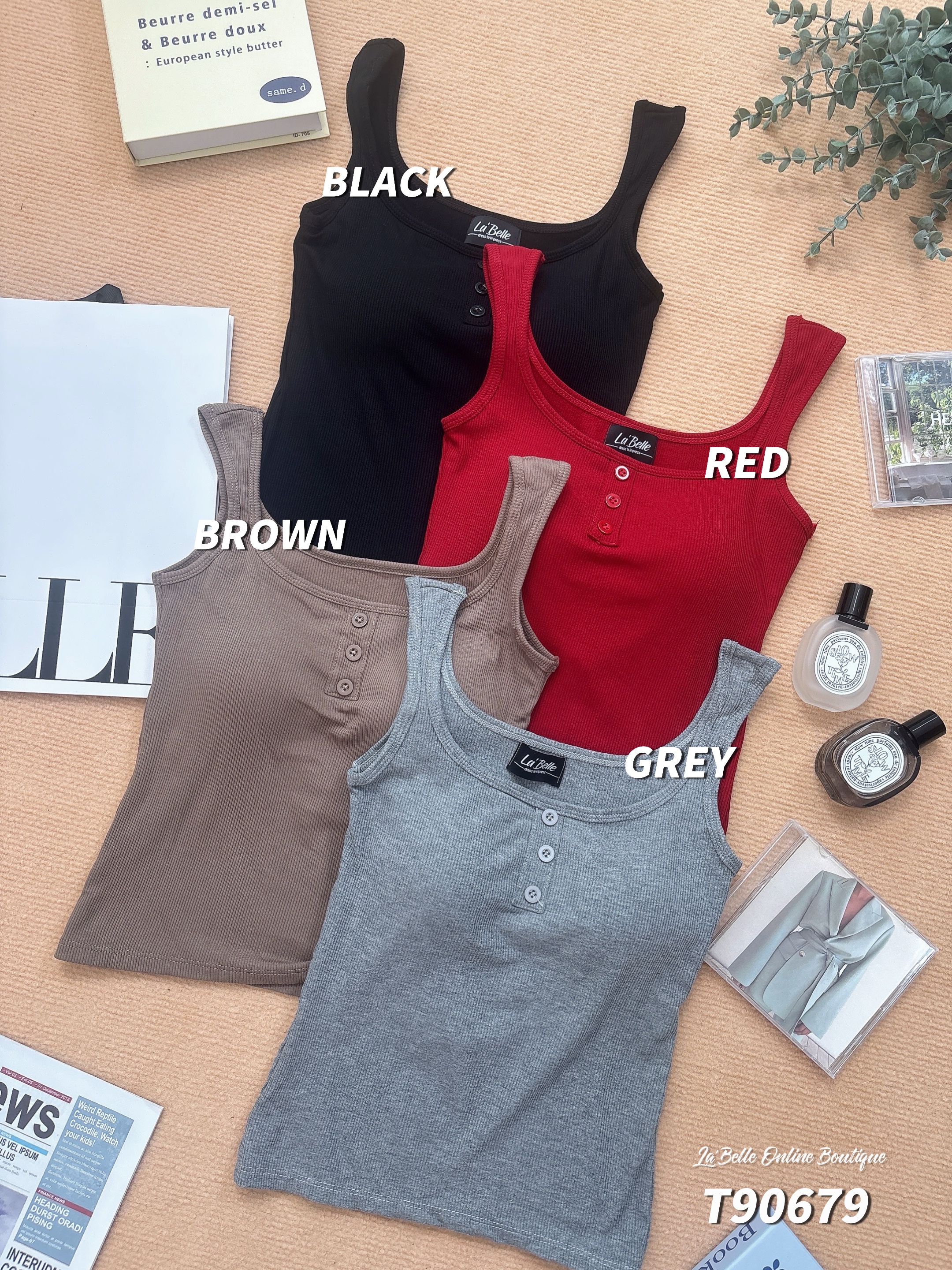 百搭纯色纽扣方领设计上衣（T90679）