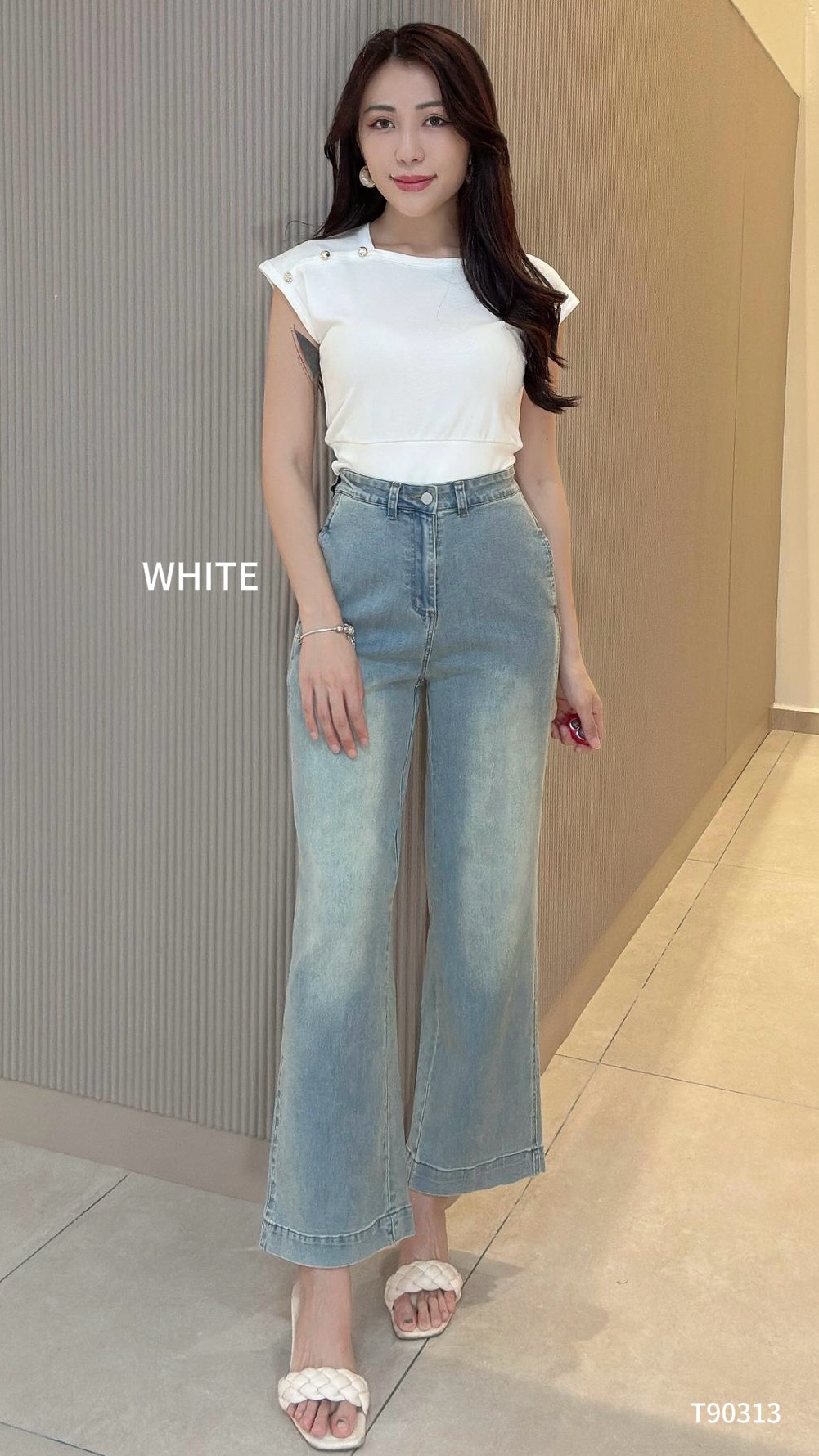 百搭钮扣设计方领上衣 (T90313)-La'Belle Fashion Boutique Sdn Bhd