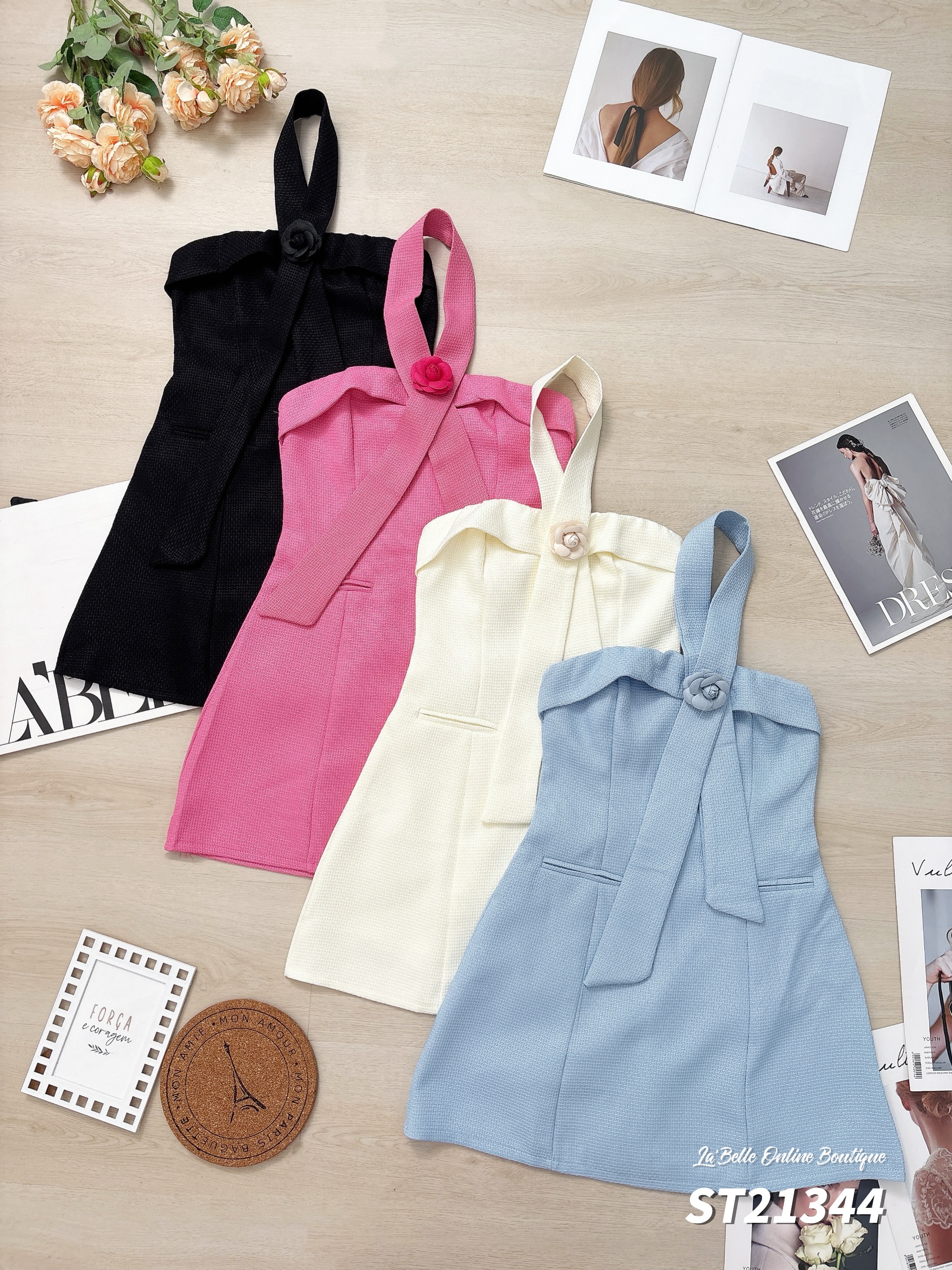 名暖风显瘦挂脖抹胸连身裤裙 (ST21344)