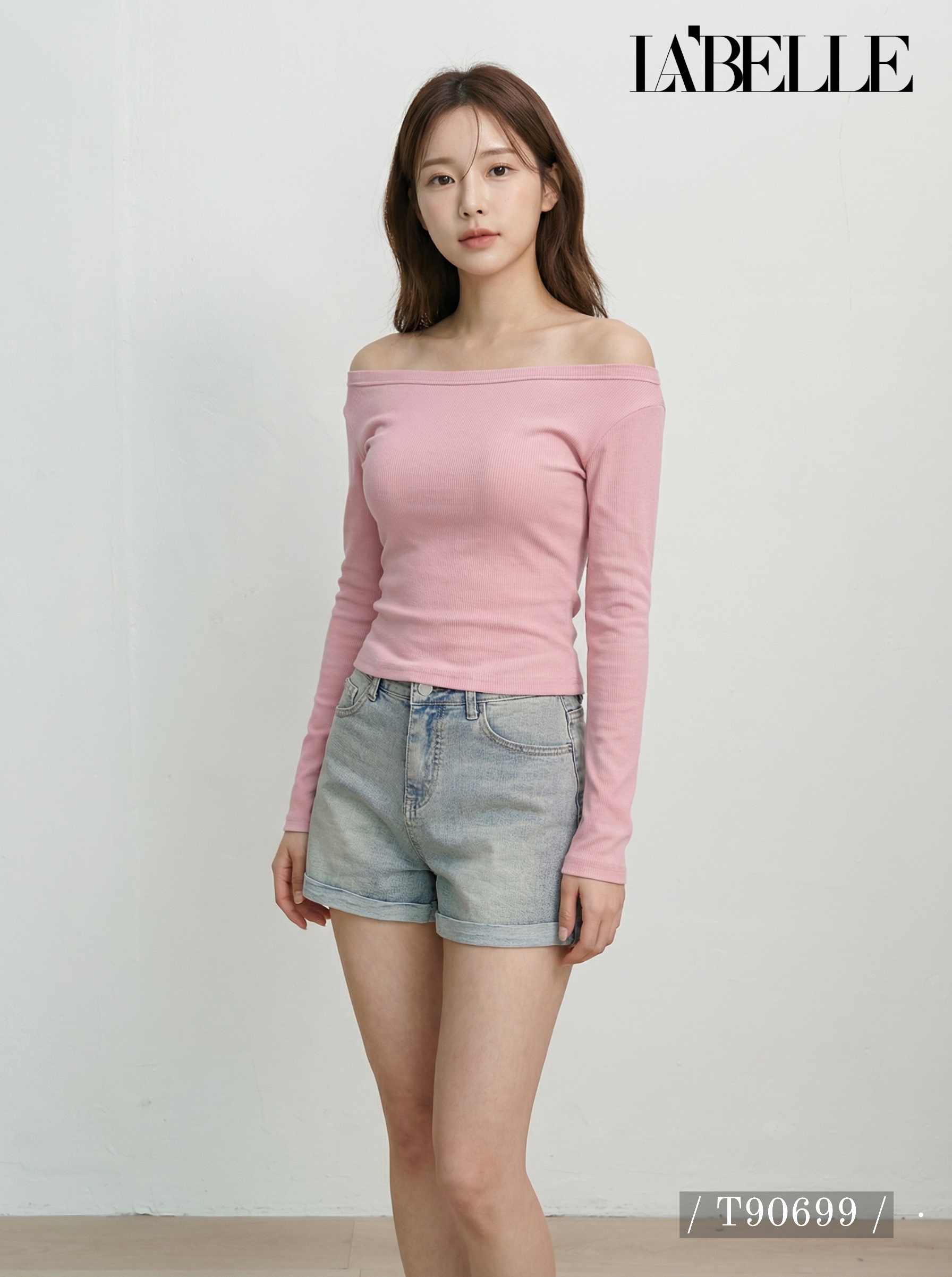 纯欲一字肩露锁骨长袖上衣 (T90699)