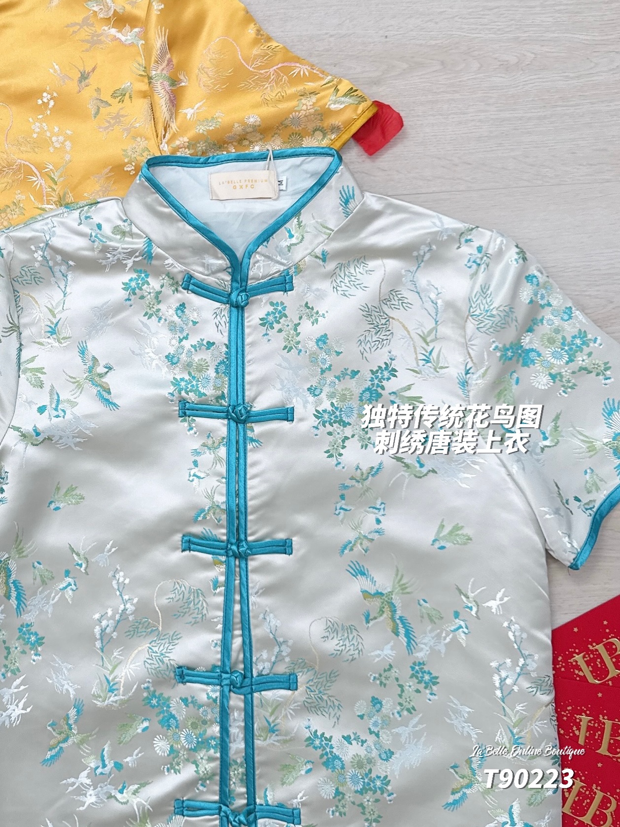 【LBP GXFC 独家新年系列-盛世年华】独特传统花鸟图刺绣唐装上衣 (T90223)-La'Belle Fashion Boutique Sdn Bhd