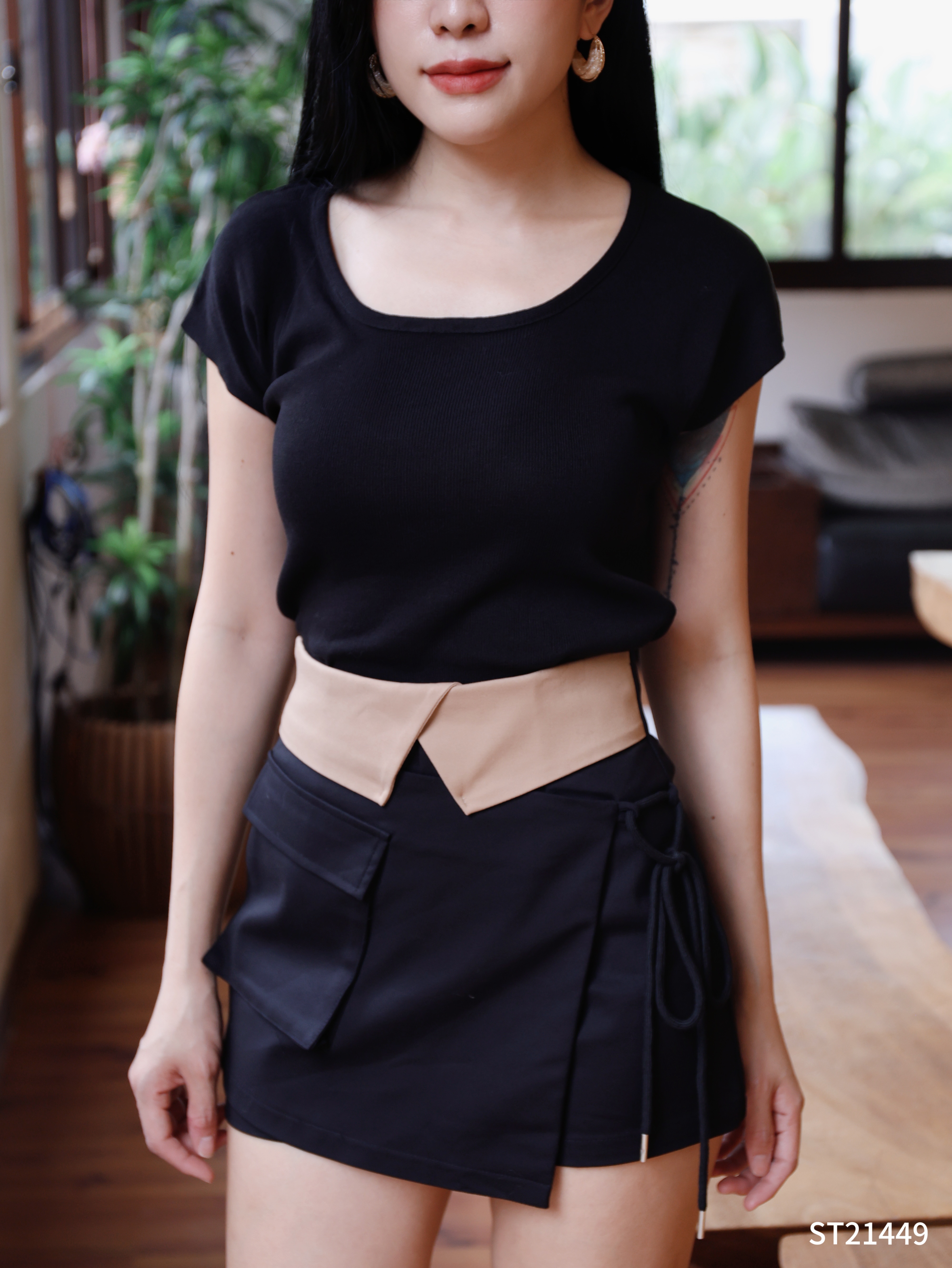 【LBP独家】百搭撞色系带设计A字高腰裤裙 (ST21449)