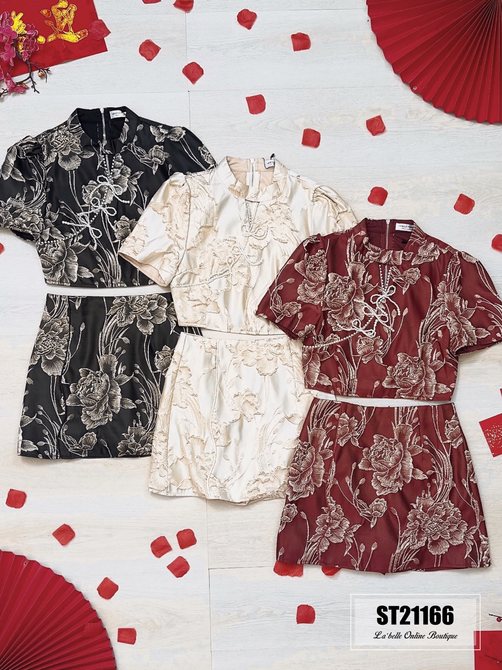 【LBP GXFC 独家新年系列】新中式国风花朵刺绣旗袍两件套 (ST21166)-La'Belle Fashion Boutique Sdn Bhd