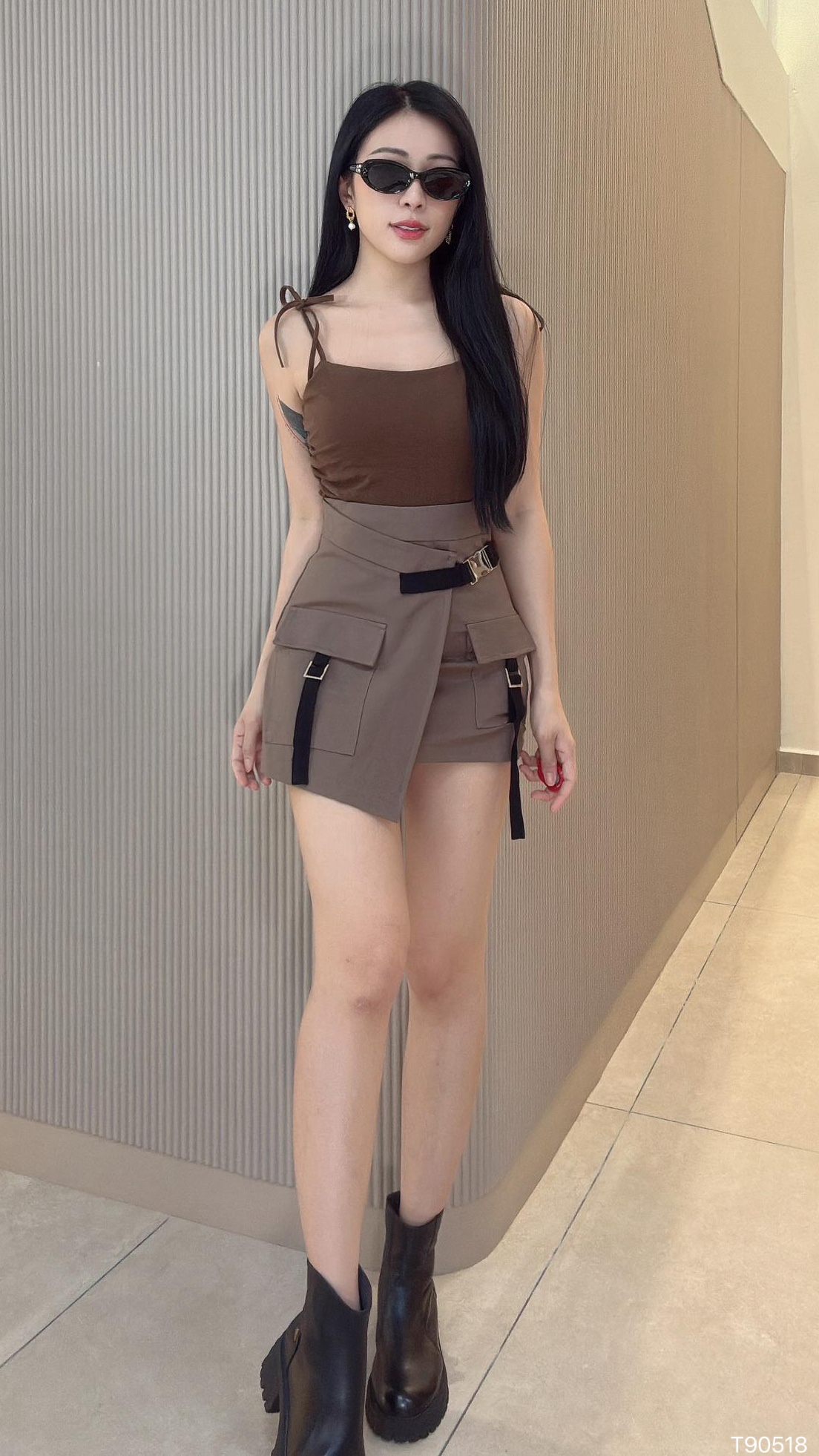 甜美褶皱设计蝴蝶结吊带上衣 (T90518)