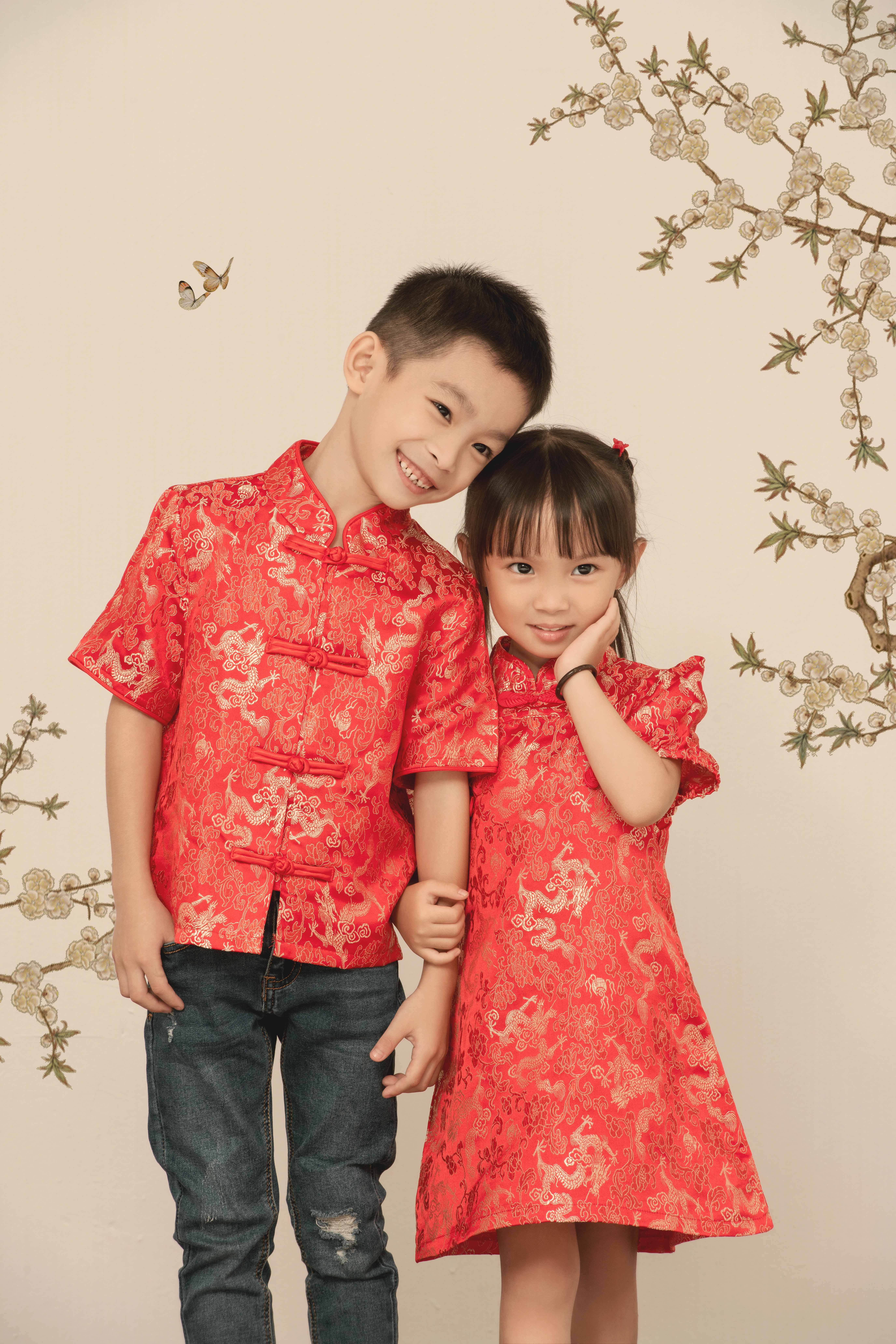 【LBP亲子系列】复古盘扣设计小孩泡泡袖A字旗袍 (F70104-女孩版)