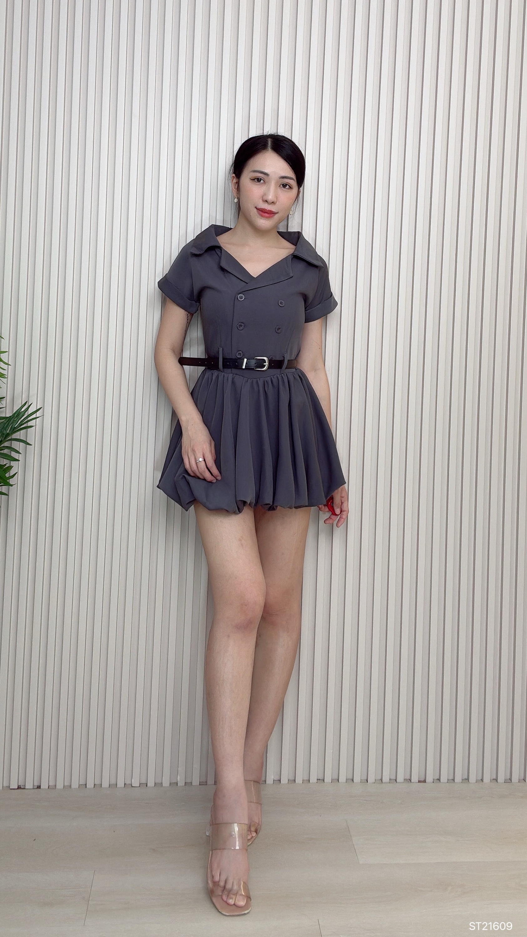 韩系风衣设计下摆花苞连身裙 (ST21609)