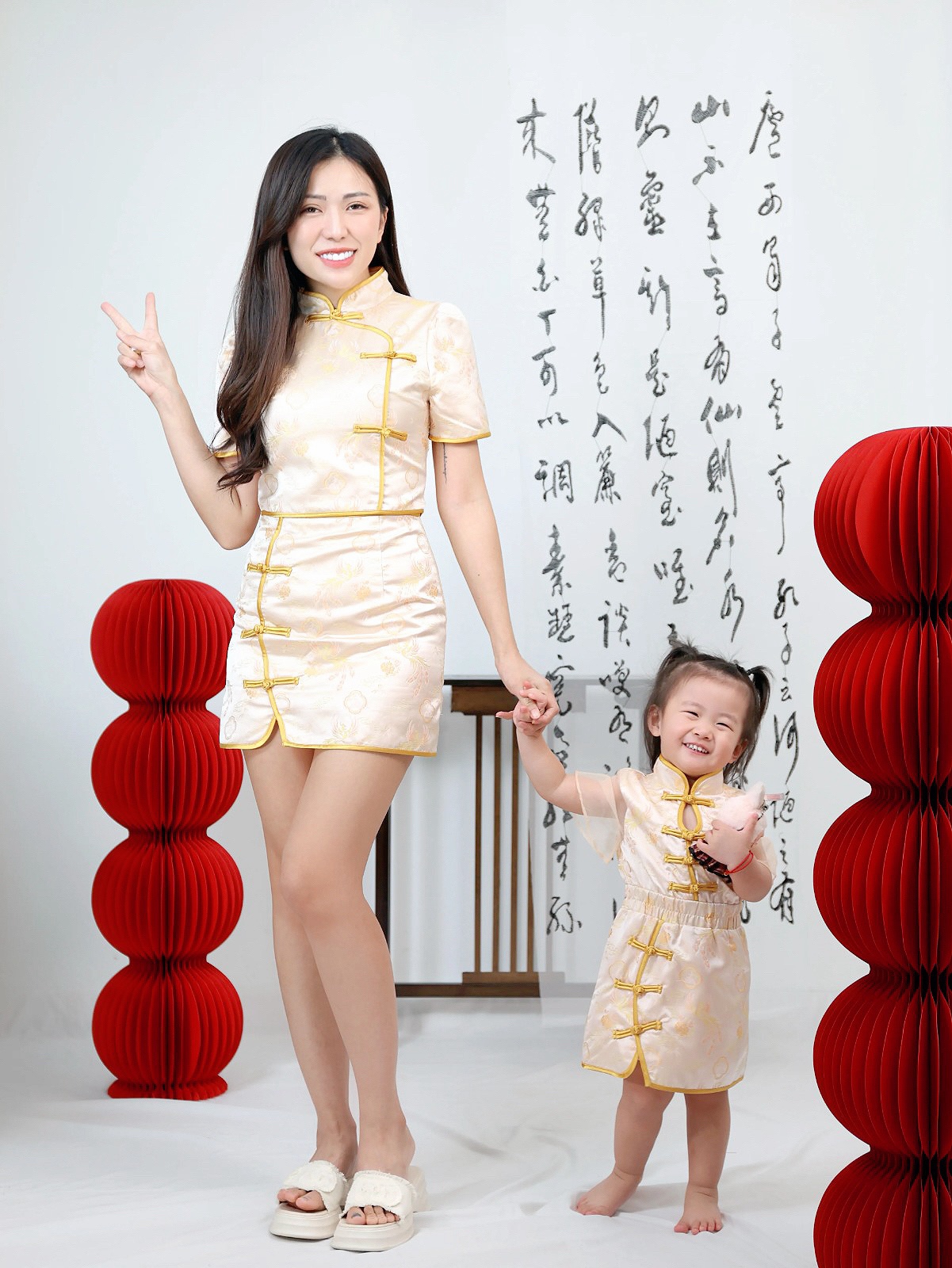 【LBP亲子系列-凤舞云霞】时尚改良版凤凰图旗袍两件套【妈妈款】 (F70131)-La'Belle Fashion Boutique Sdn Bhd