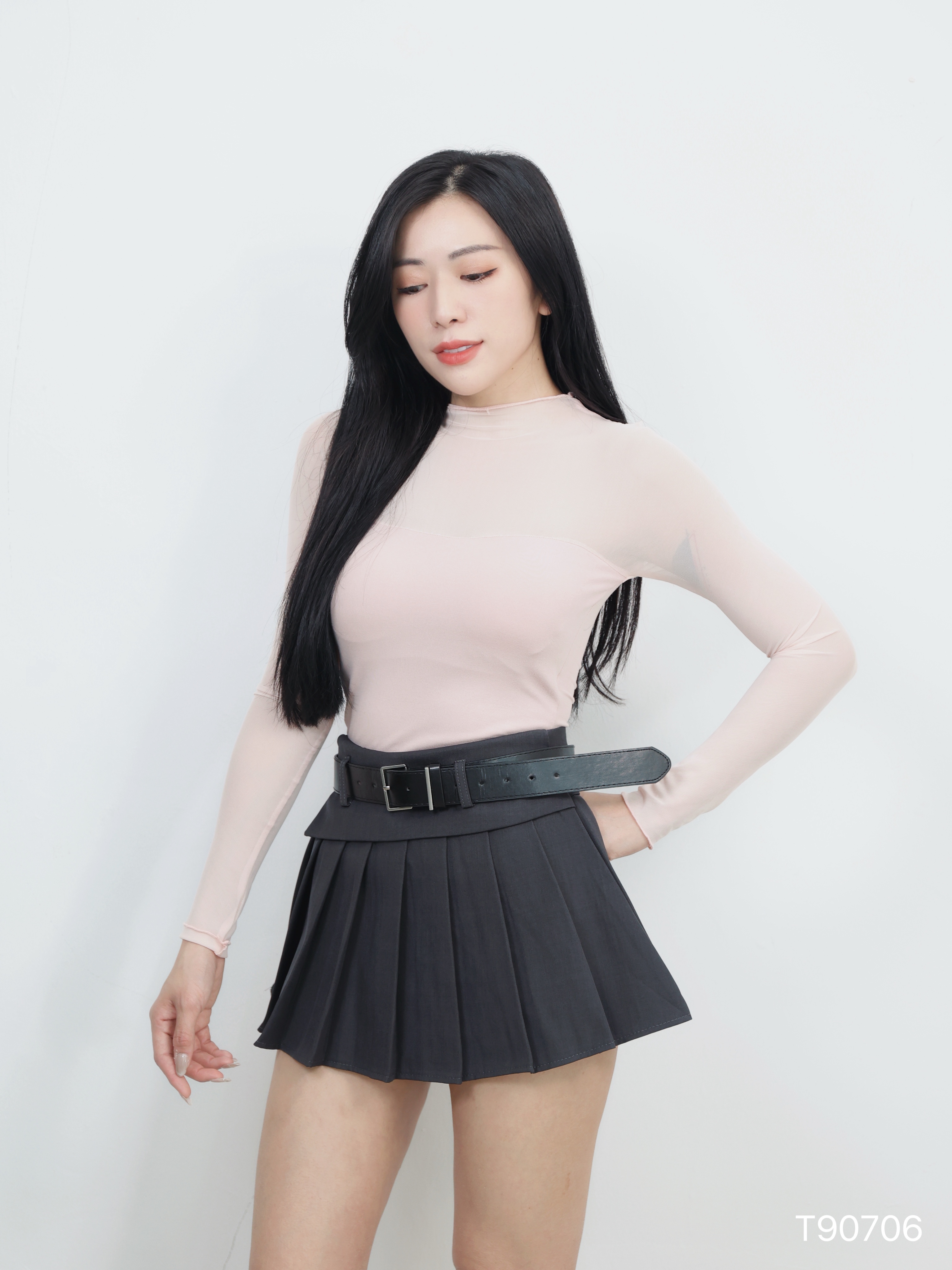 性感微透半高领设计长袖上衣 (T90706)