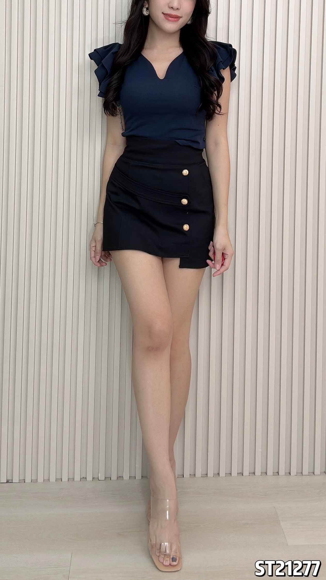 显瘦金扣设计A字高腰裤裙 (ST21277)-La'Belle Fashion Boutique Sdn Bhd