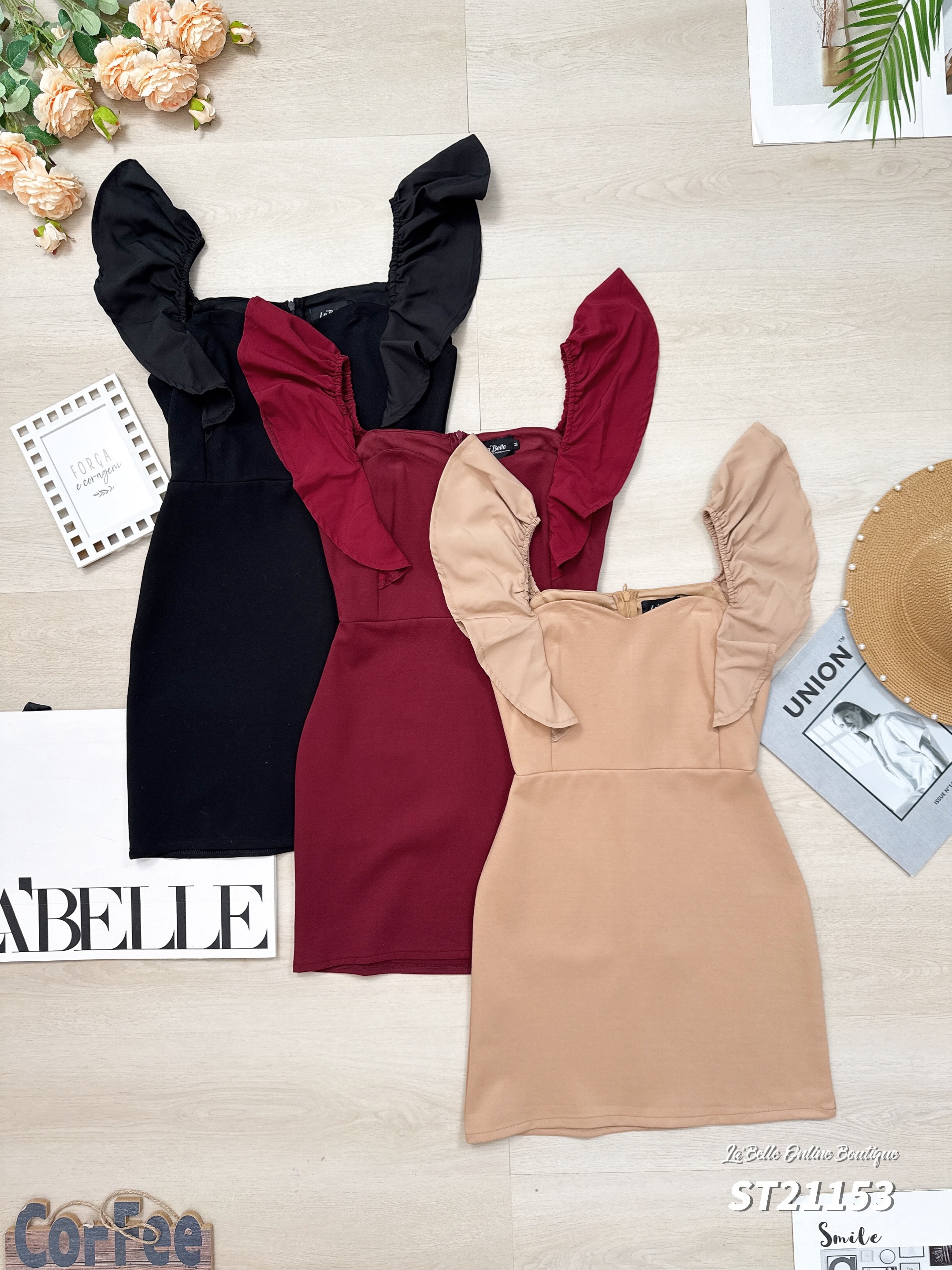 【LBP独家】性感爱心领收腰设计包臀连身裙 (ST21153) - 特价-La'Belle Fashion Boutique Sdn Bhd