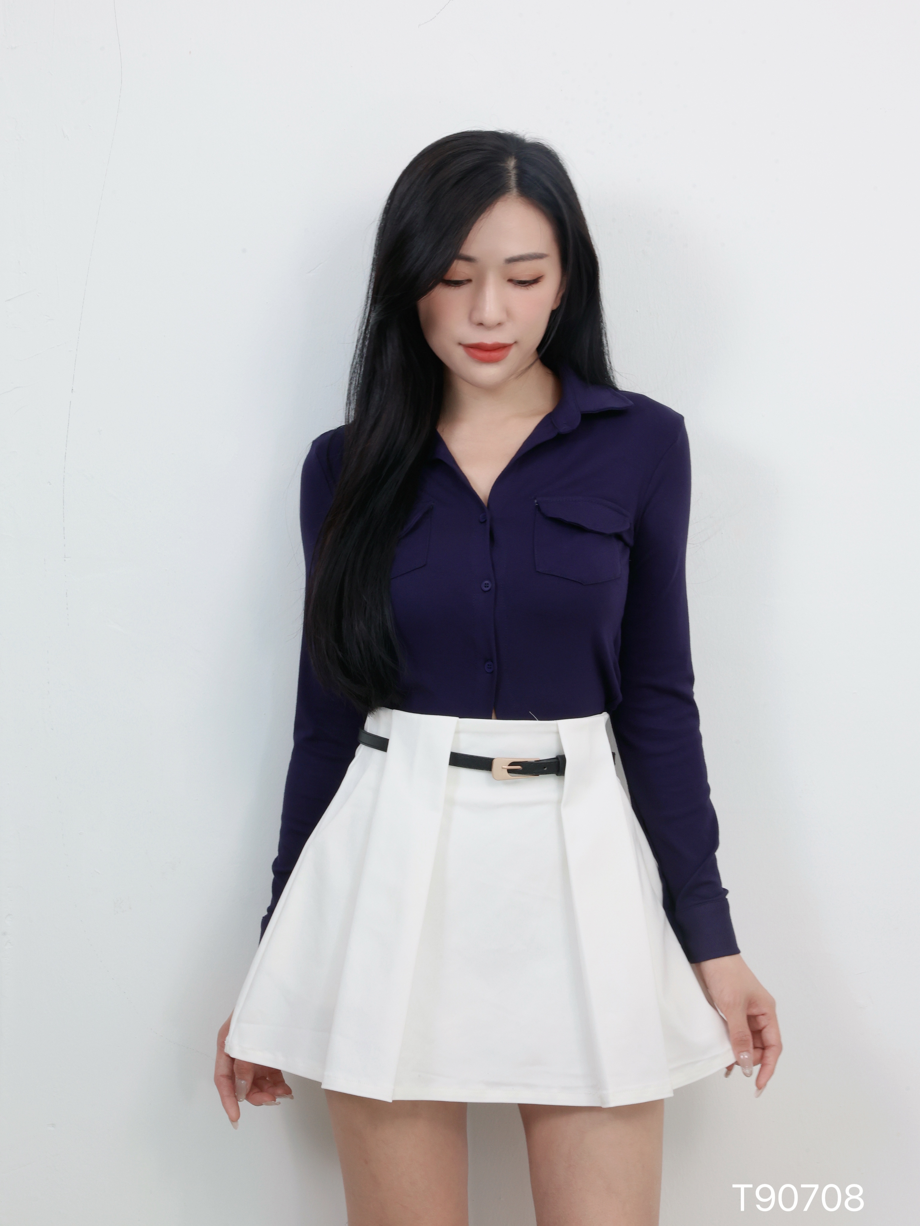 气质OL风翻领设计开衬上衣 (T90708)