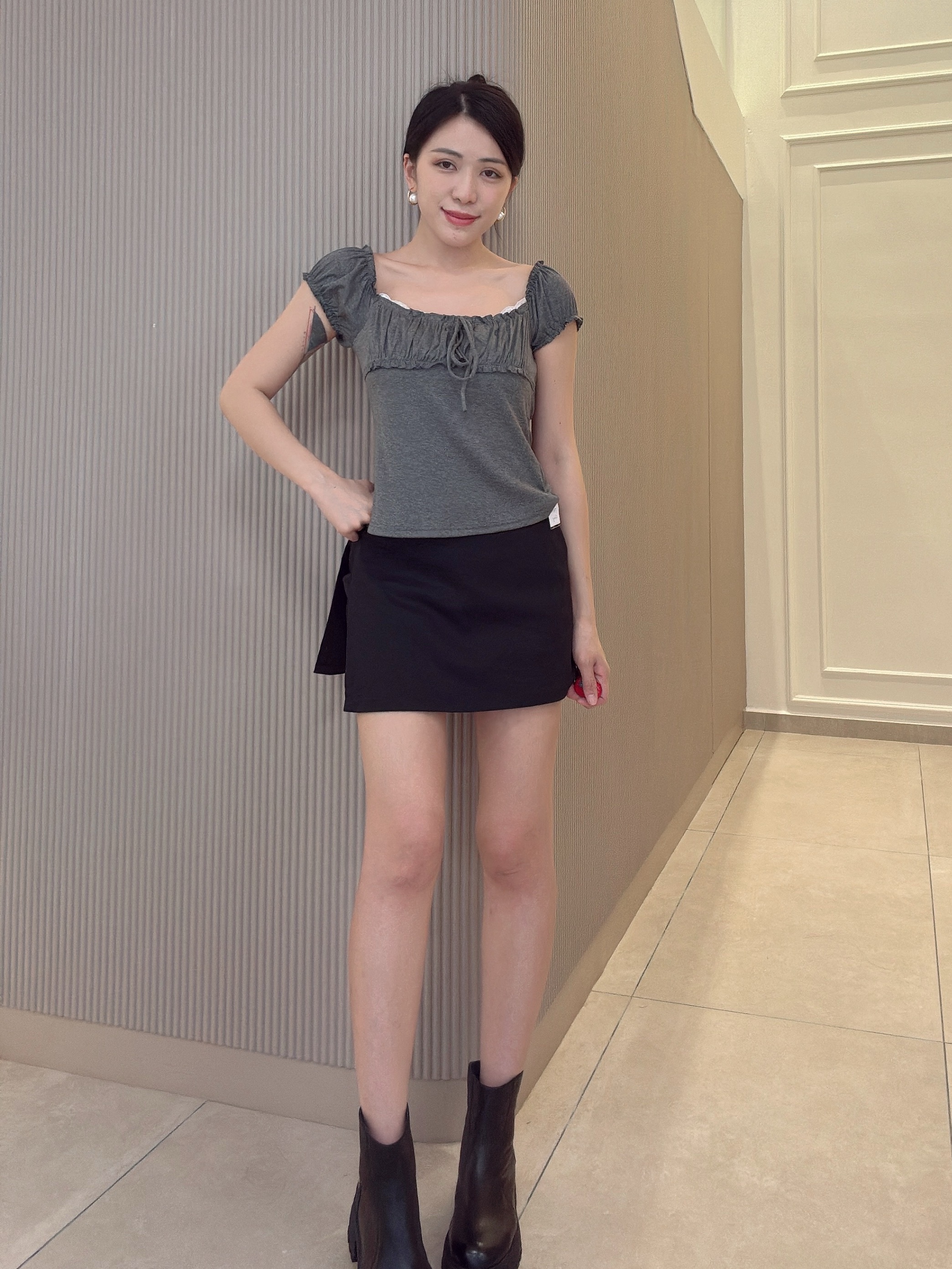 法式少女感蕾丝花边泡泡袖设计上衣 (T90738)