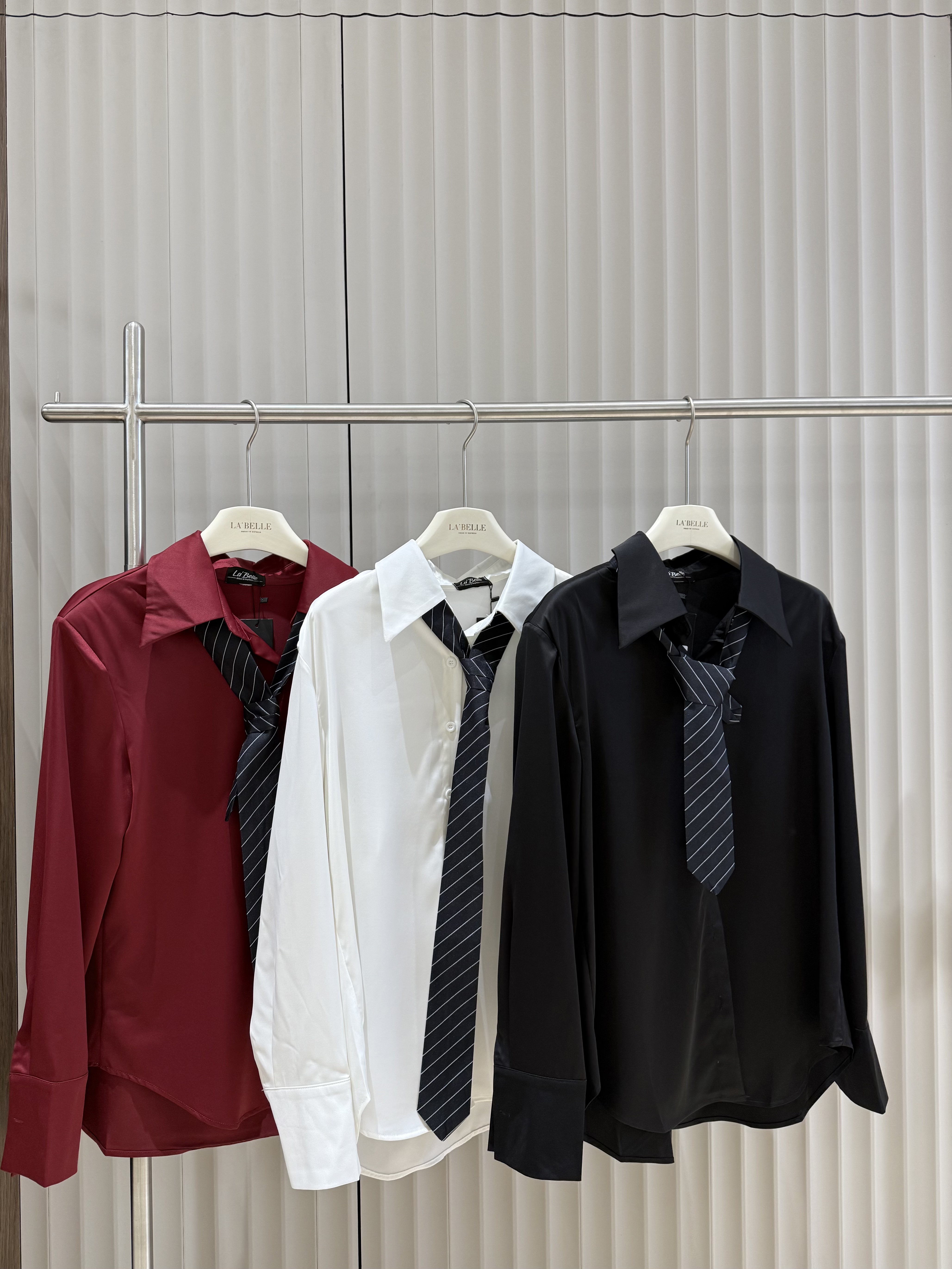 高端OL风撞色翻领设计长袖上衣 (T90712)