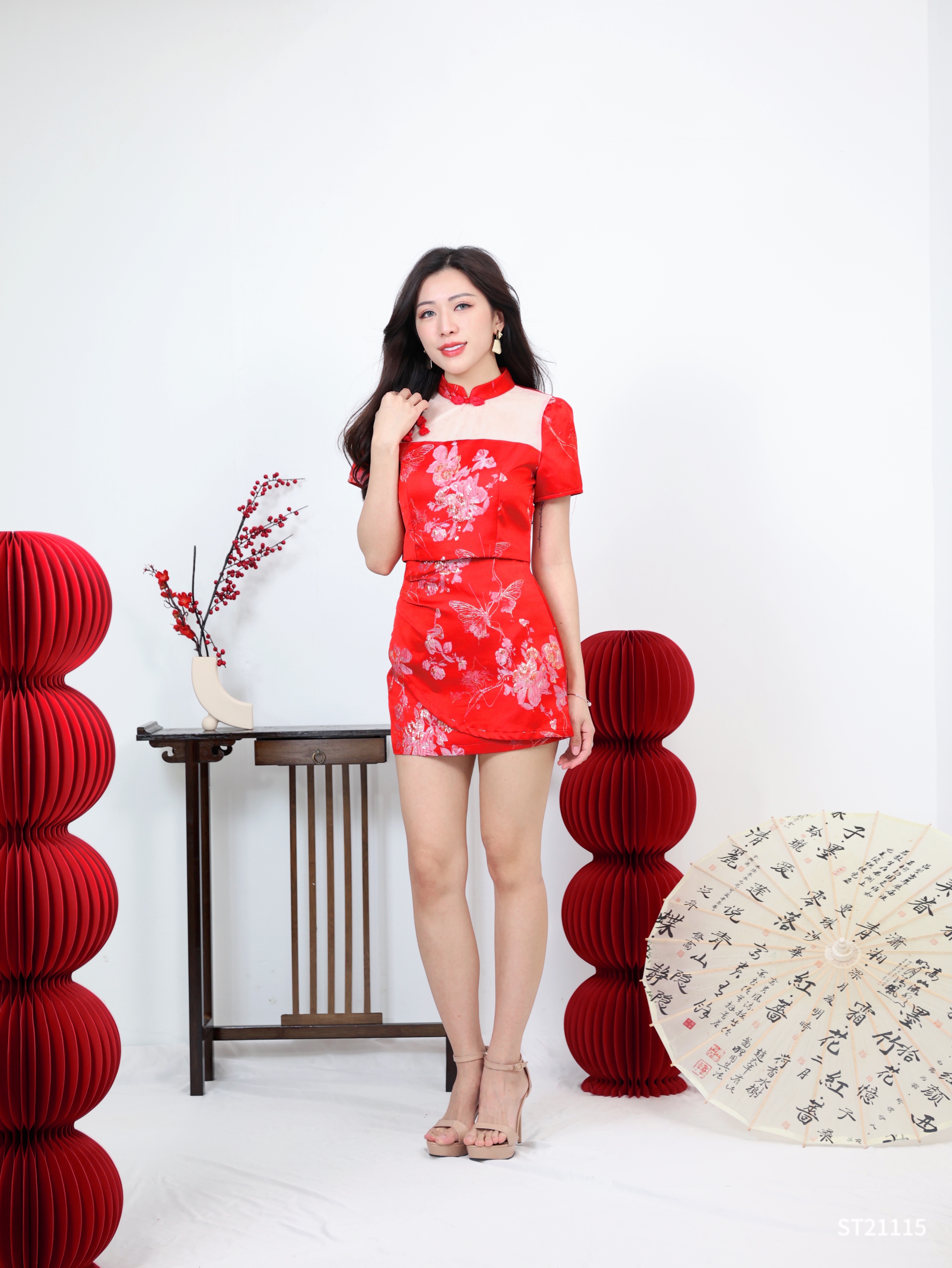 【LBP GXFC 独家新年系列】甜美改良版提花旗袍两件套 (ST21115)-La'Belle Fashion Boutique Sdn Bhd