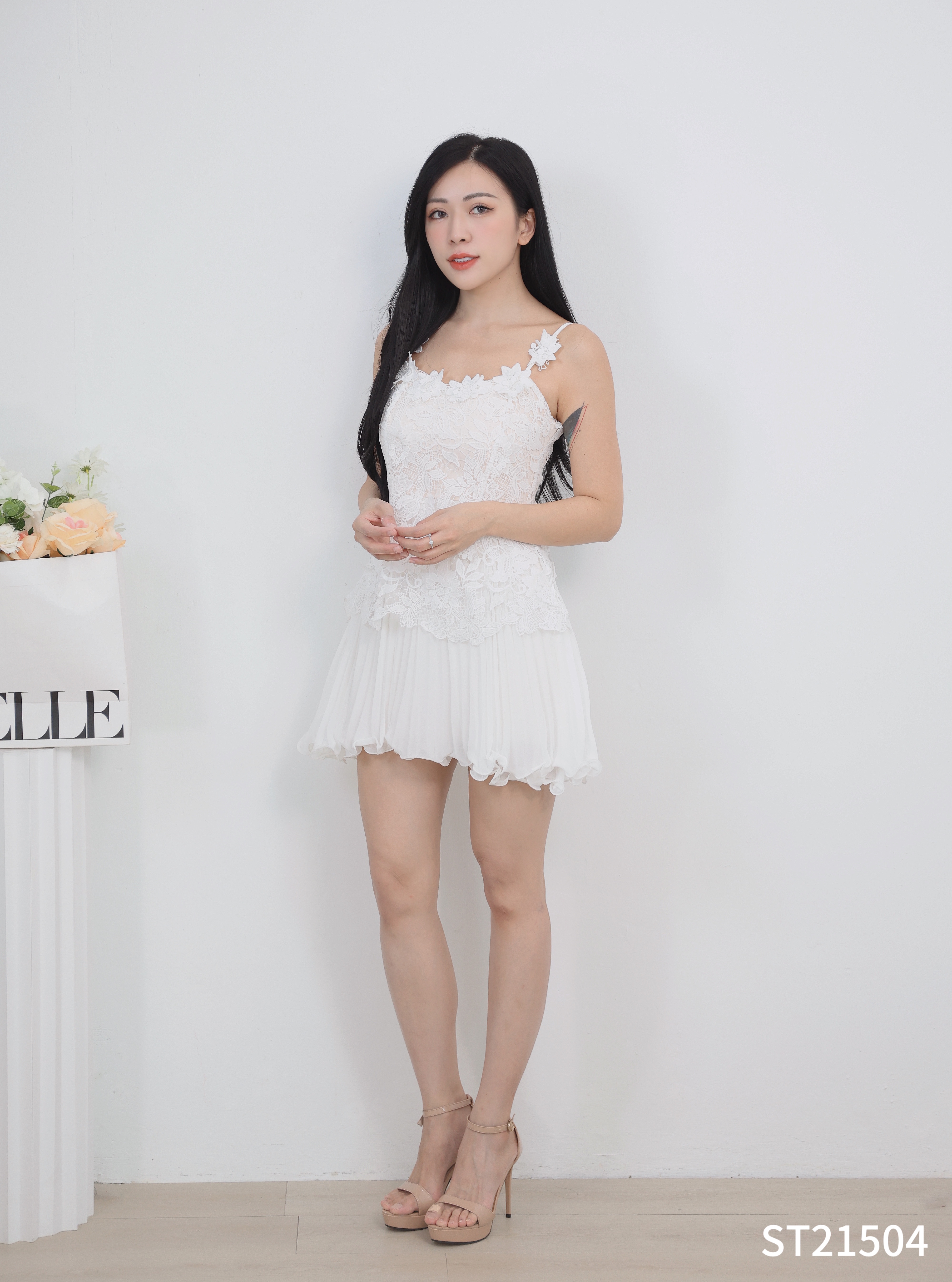 法式花朵蕾丝设计吊带连身裙 (ST21504)