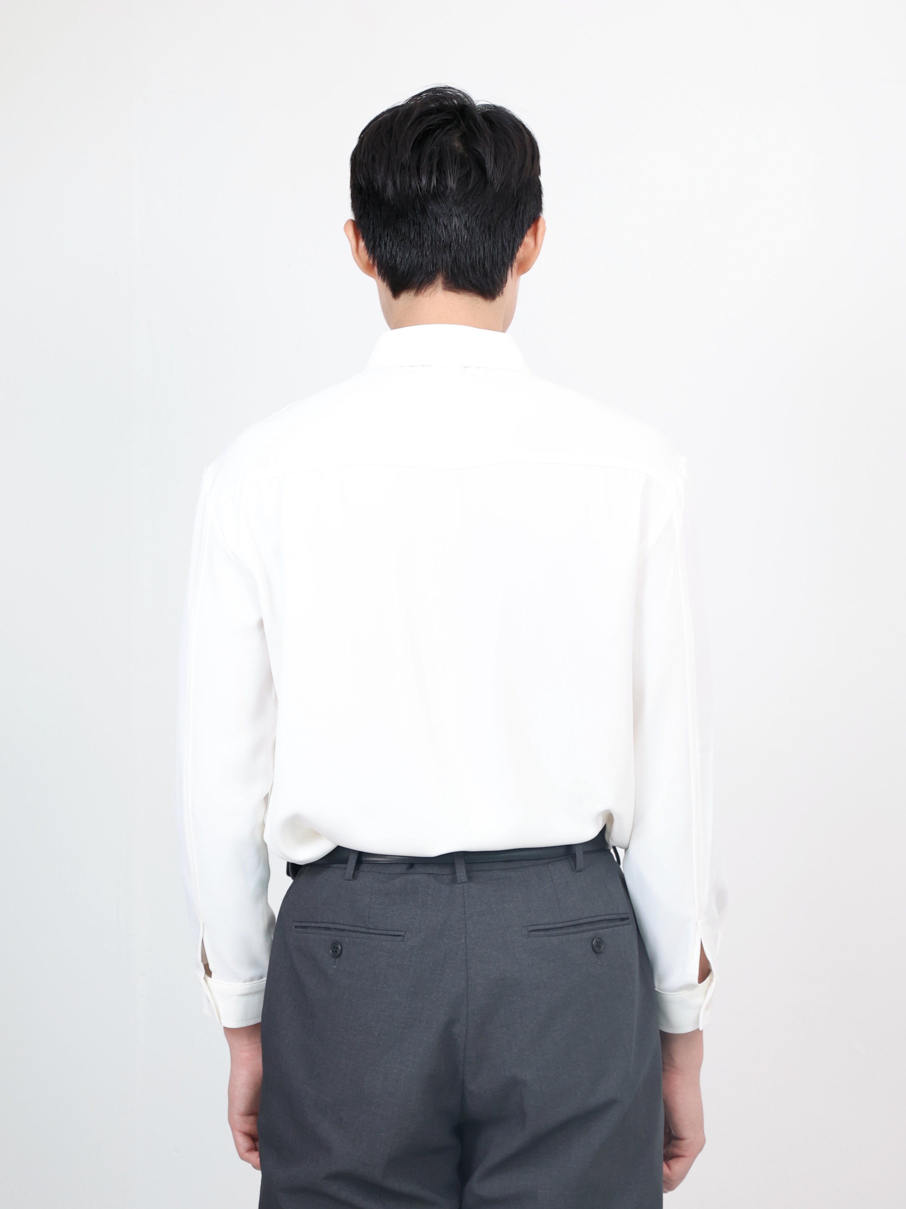 【STICKMEN】Elite 高级感纯色透气长袖上衣 (SM100102 WHITE)-La'Belle Fashion Boutique Sdn Bhd