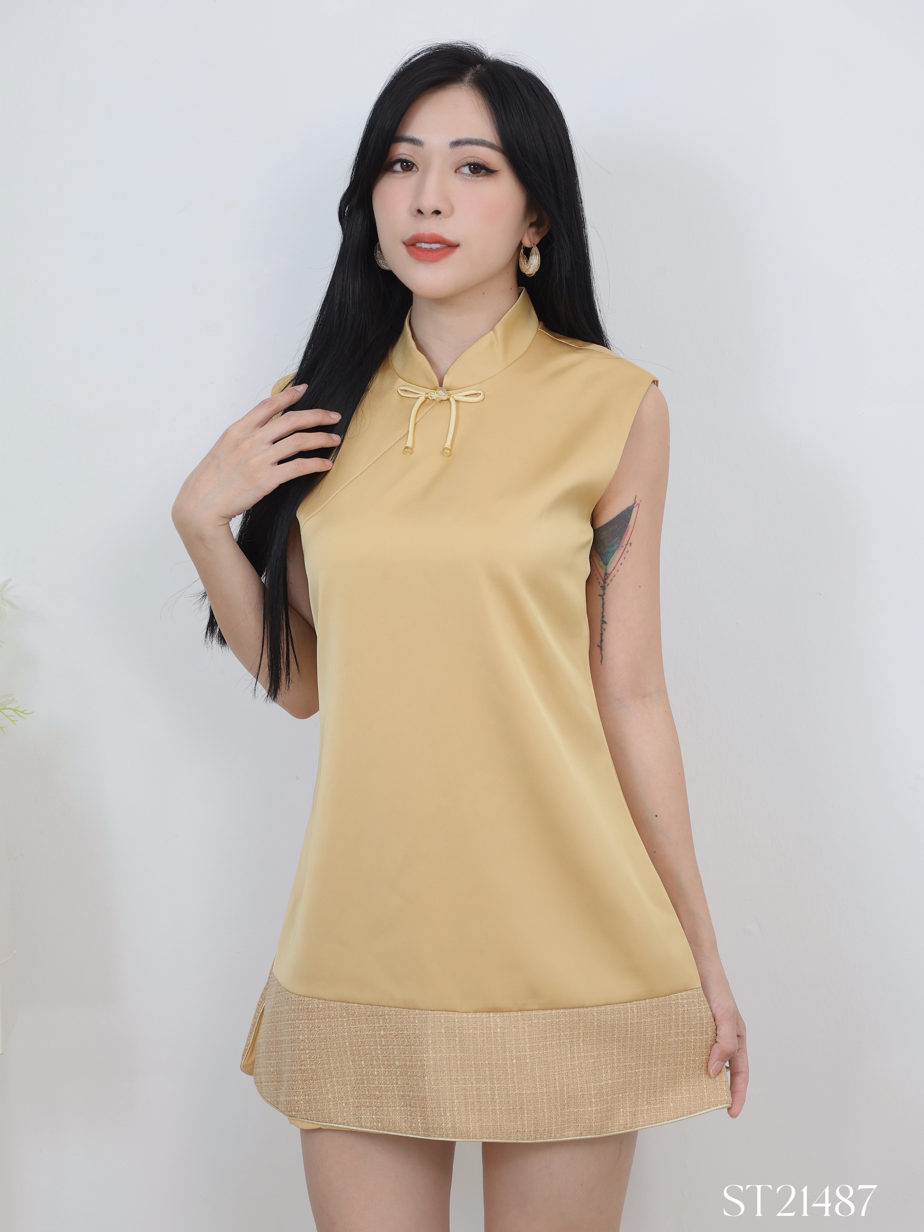 【LBP 独家新年系列】优雅新中式拼接设计无袖立领旗袍 (ST21487)