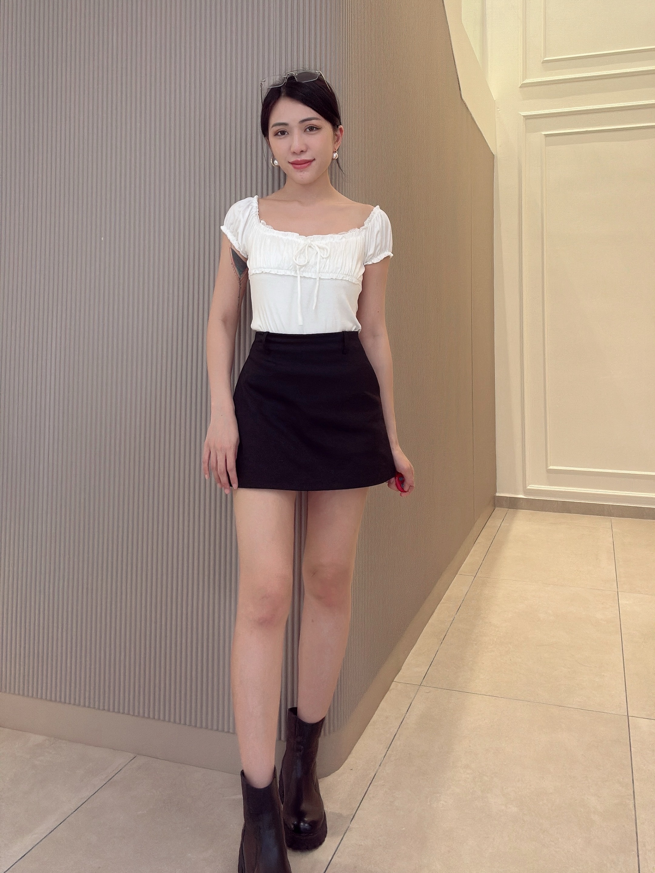 法式少女感蕾丝花边泡泡袖设计上衣 (T90738)