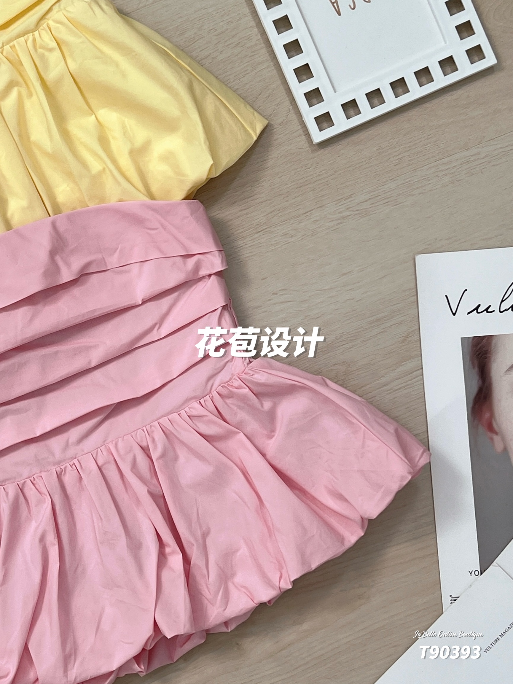 甜美褶皱花苞抹胸上衣 (T90393)