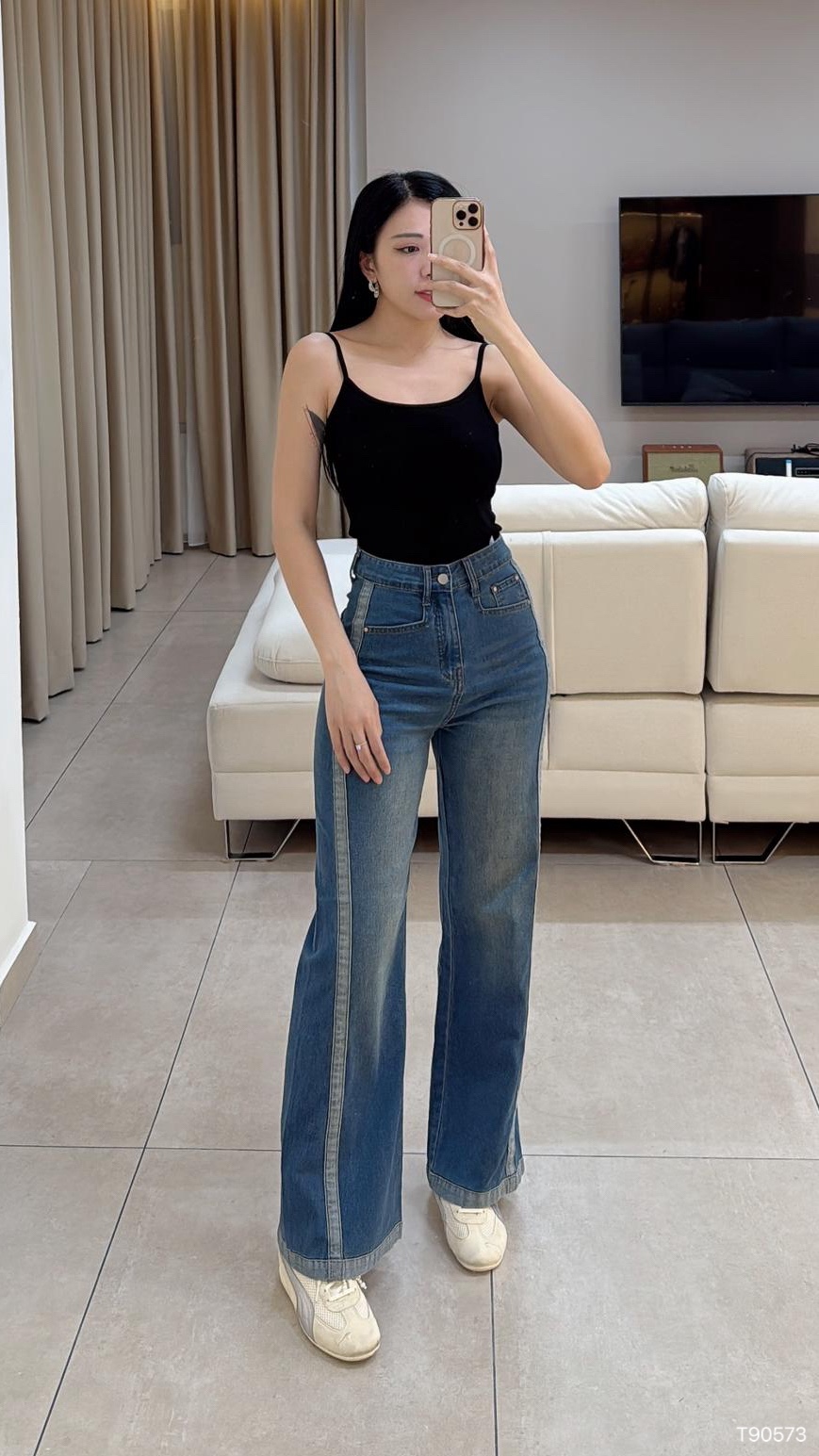 基本款纯色吊带上衣 (T90573)