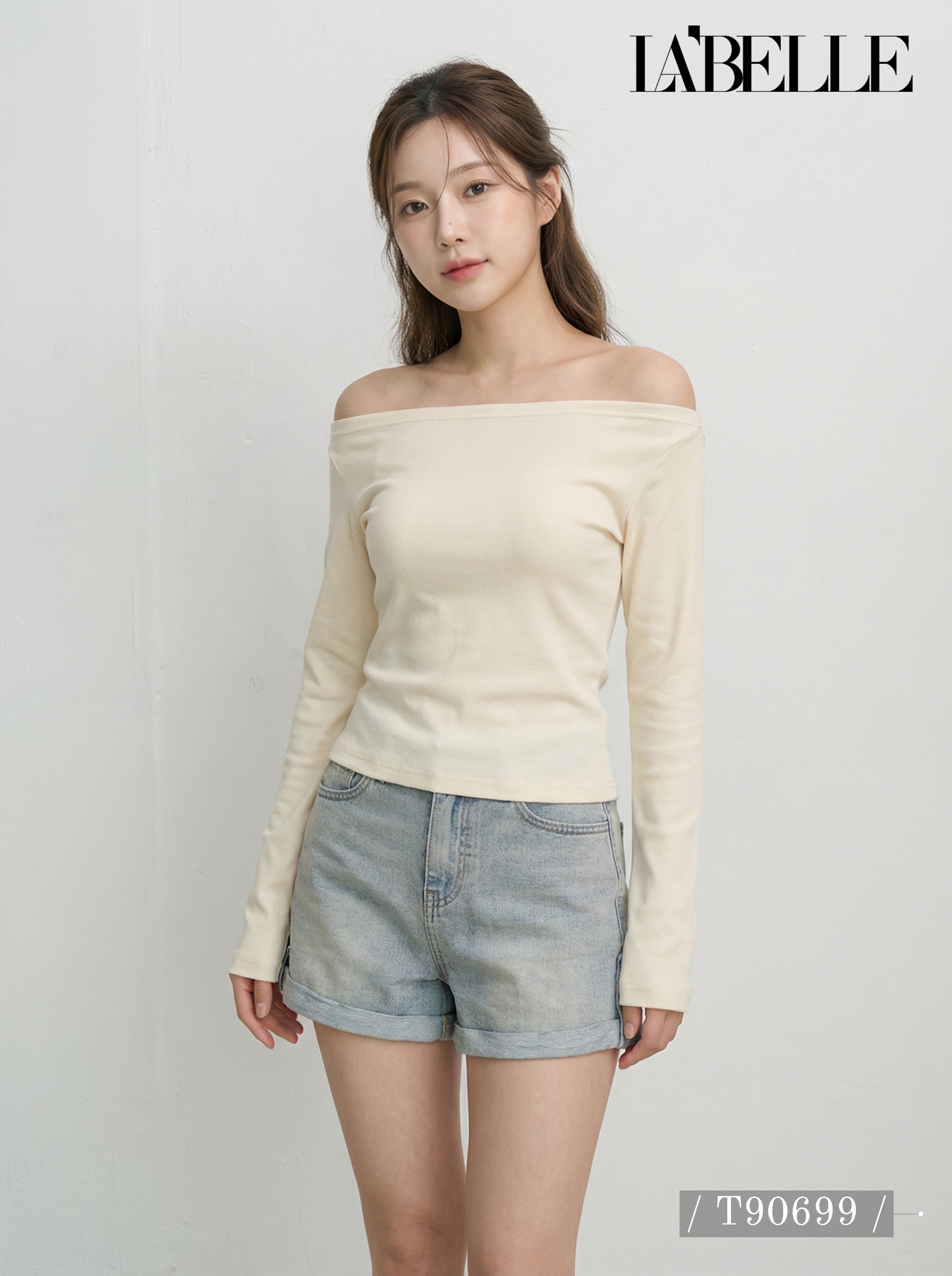 纯欲一字肩露锁骨长袖上衣 (T90699)