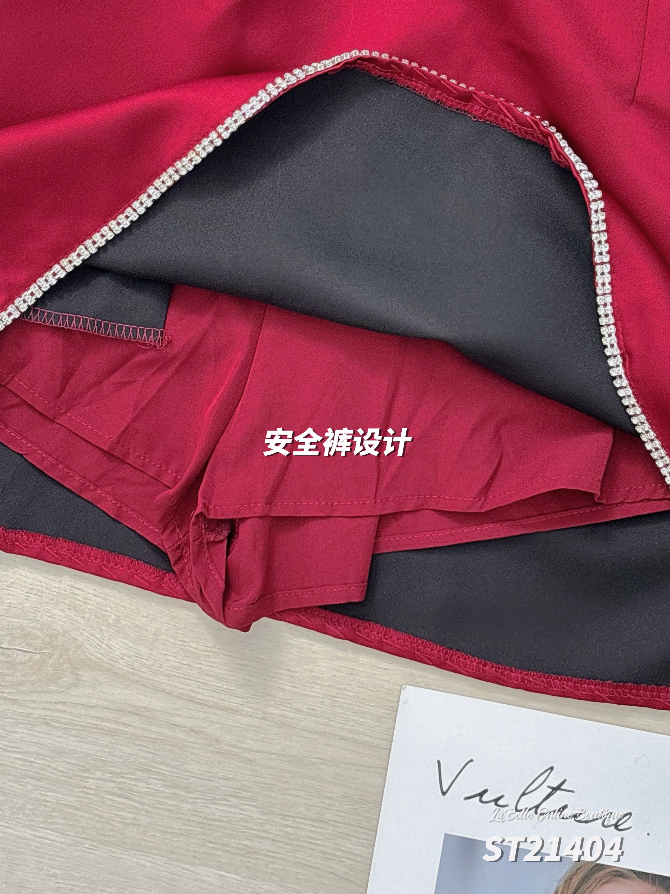 【LBP独家】复古性感露背挂脖连身裤裙 (ST21404)